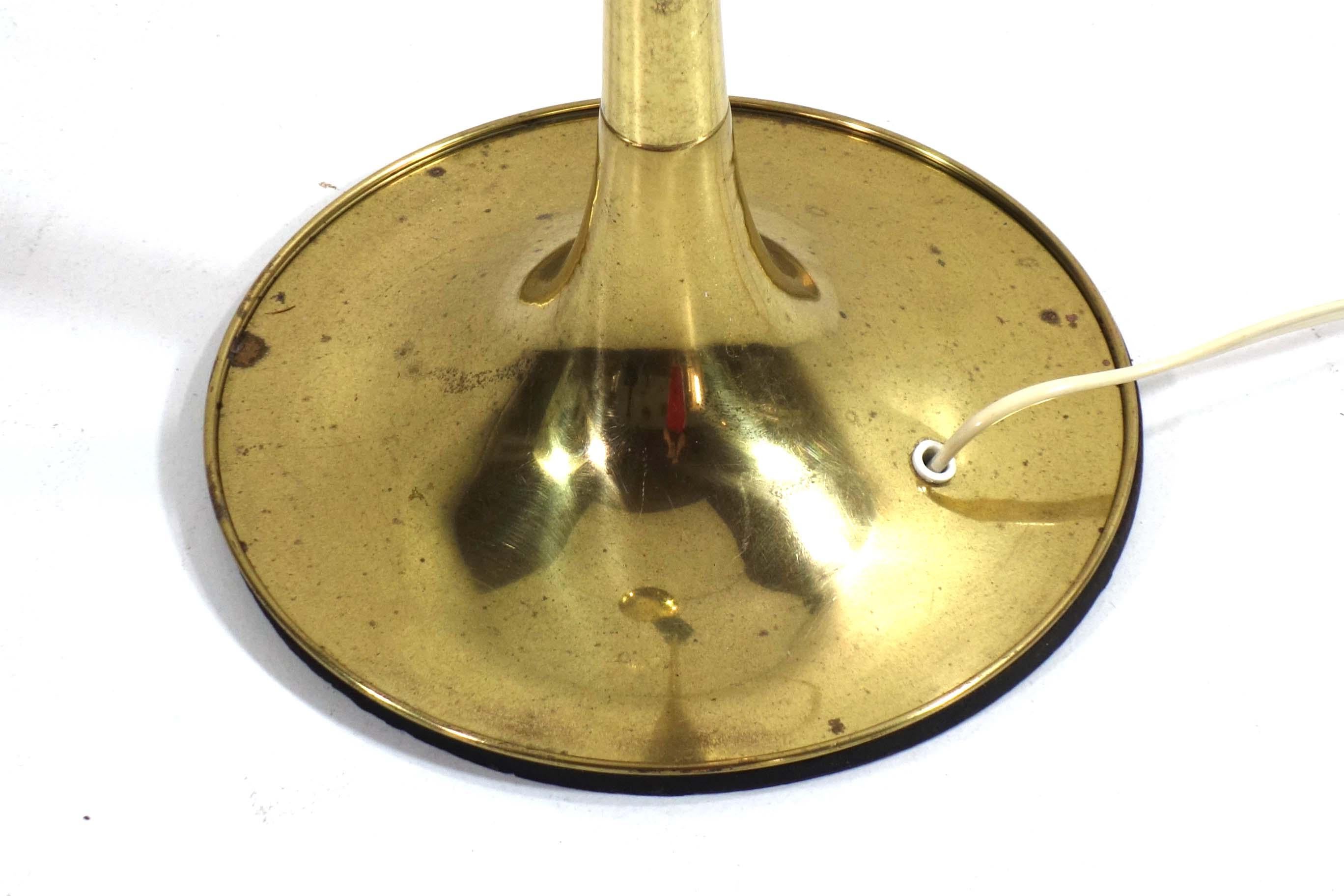 Metà XX secolo 1960 Goffredo Reggiani Space Age Italian Design Lampada da terra magnetica in ottone dorato in vendita