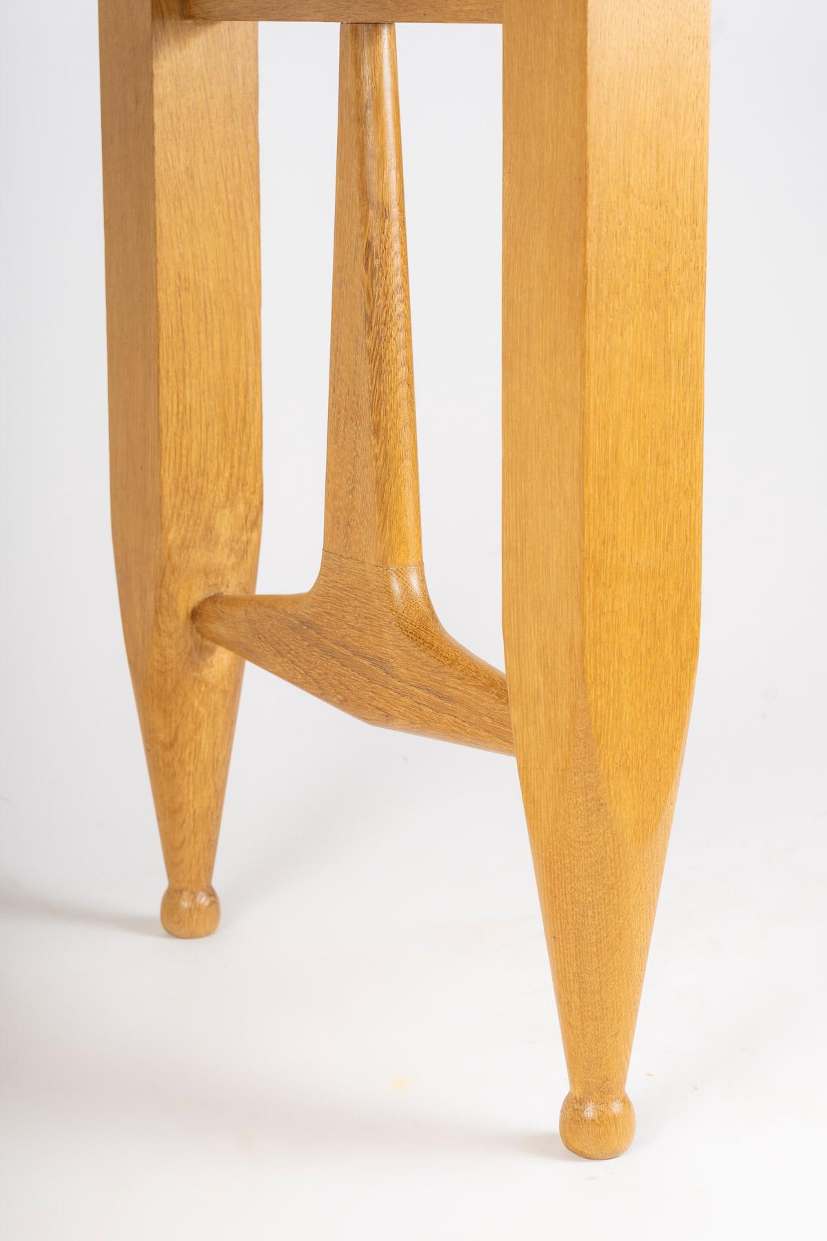 1960 Guillerme and Chambron, extendable oak table, Votre Maison edition In Excellent Condition For Sale In Saint-Ouen, FR