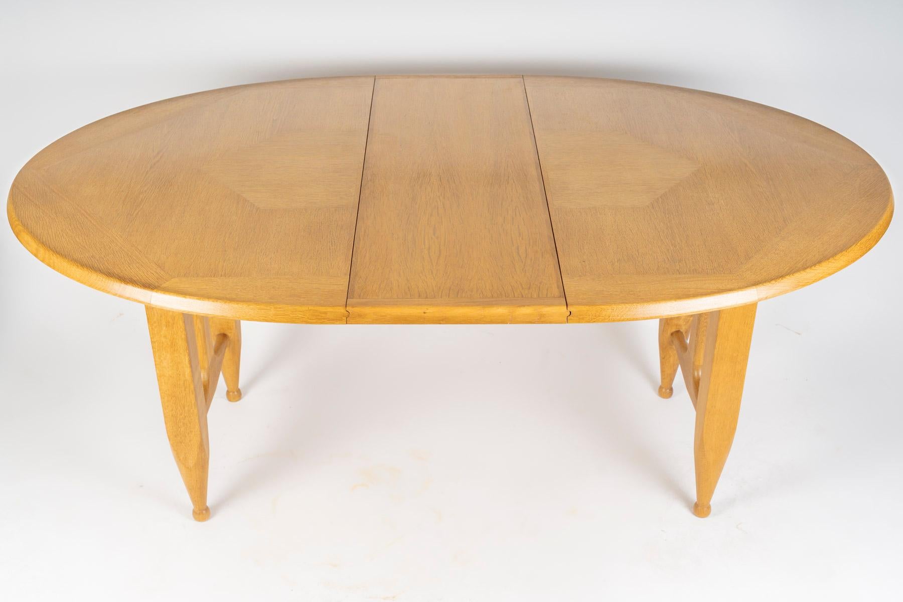1960 Guillerme and Chambron, extendable oak table, Votre Maison edition For Sale 1