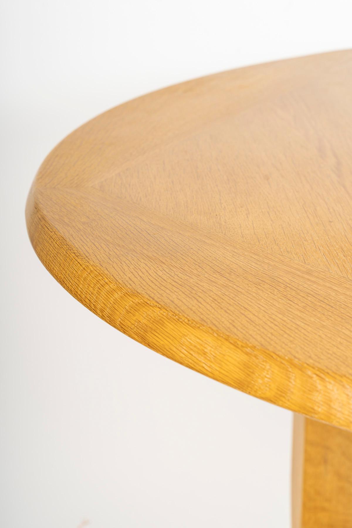 1960 Guillerme and Chambron, extendable oak table, Votre Maison edition For Sale 2