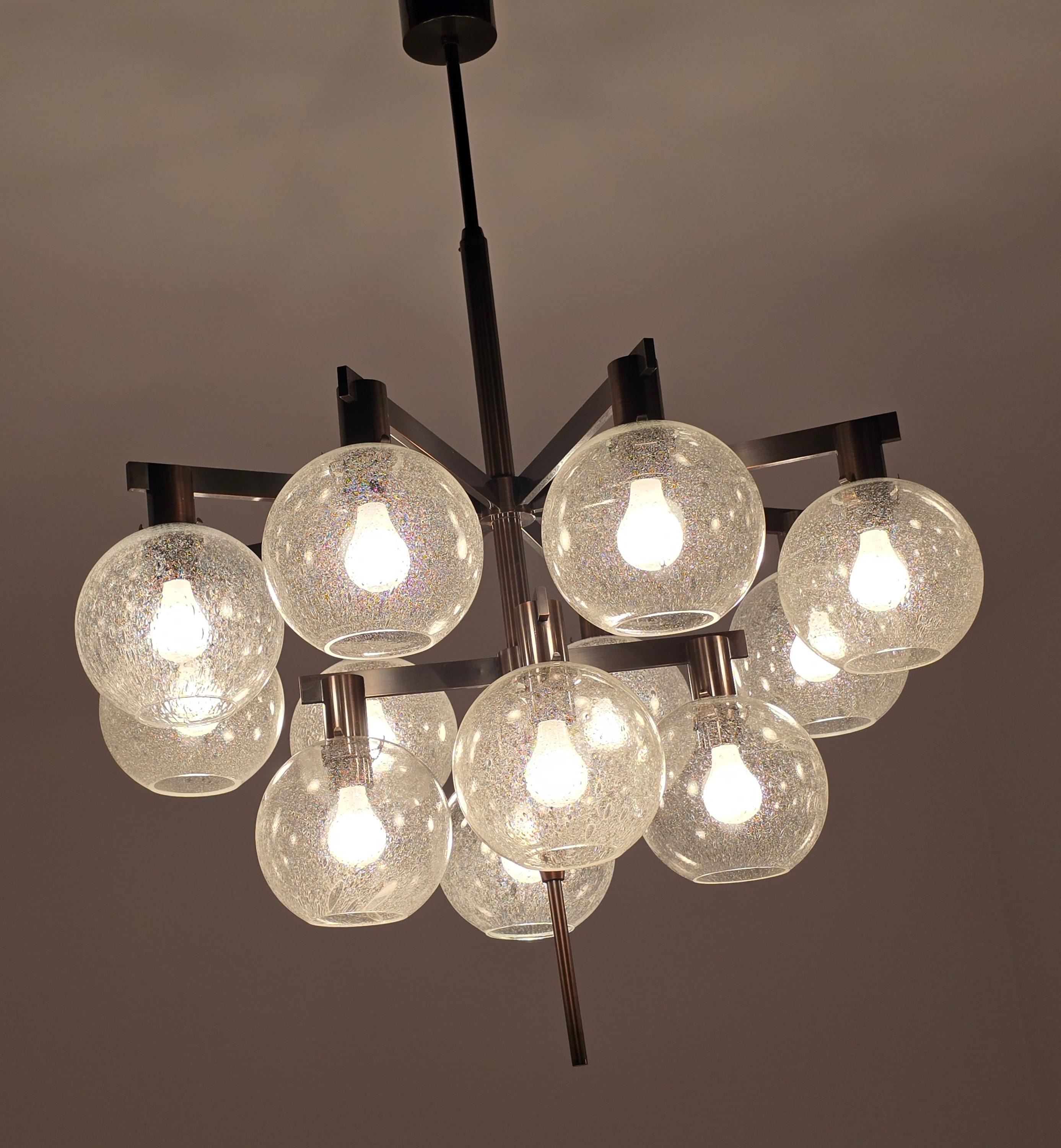 Svedese 1960  Lampadario in ottone antico Hans-Agne Jakobsson  Modello 348/12 in vendita