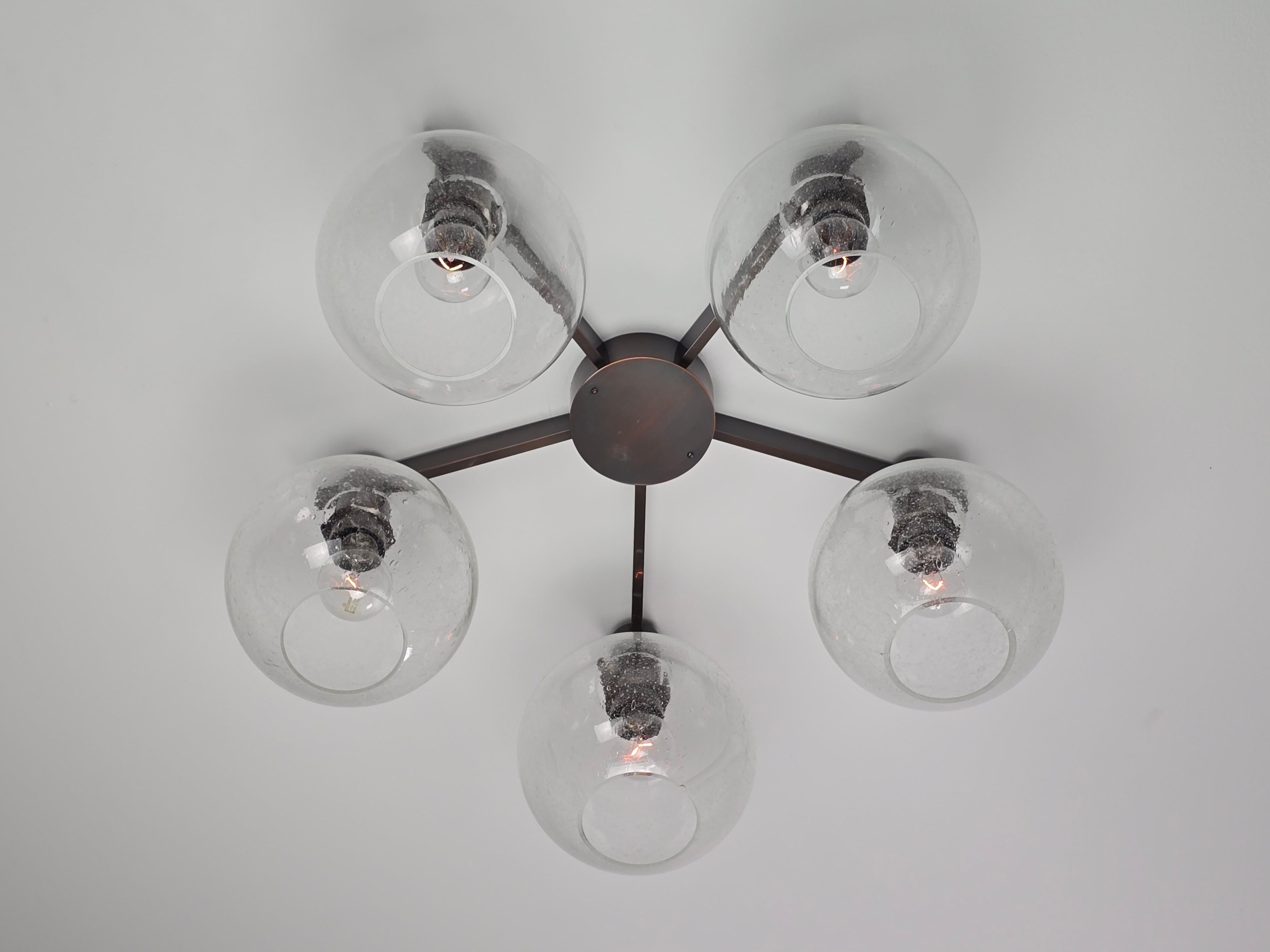 Metà XX secolo 1960 Hans-Agne Jakobsson Flush Mount  in ottone antico Model T376-5 in vendita