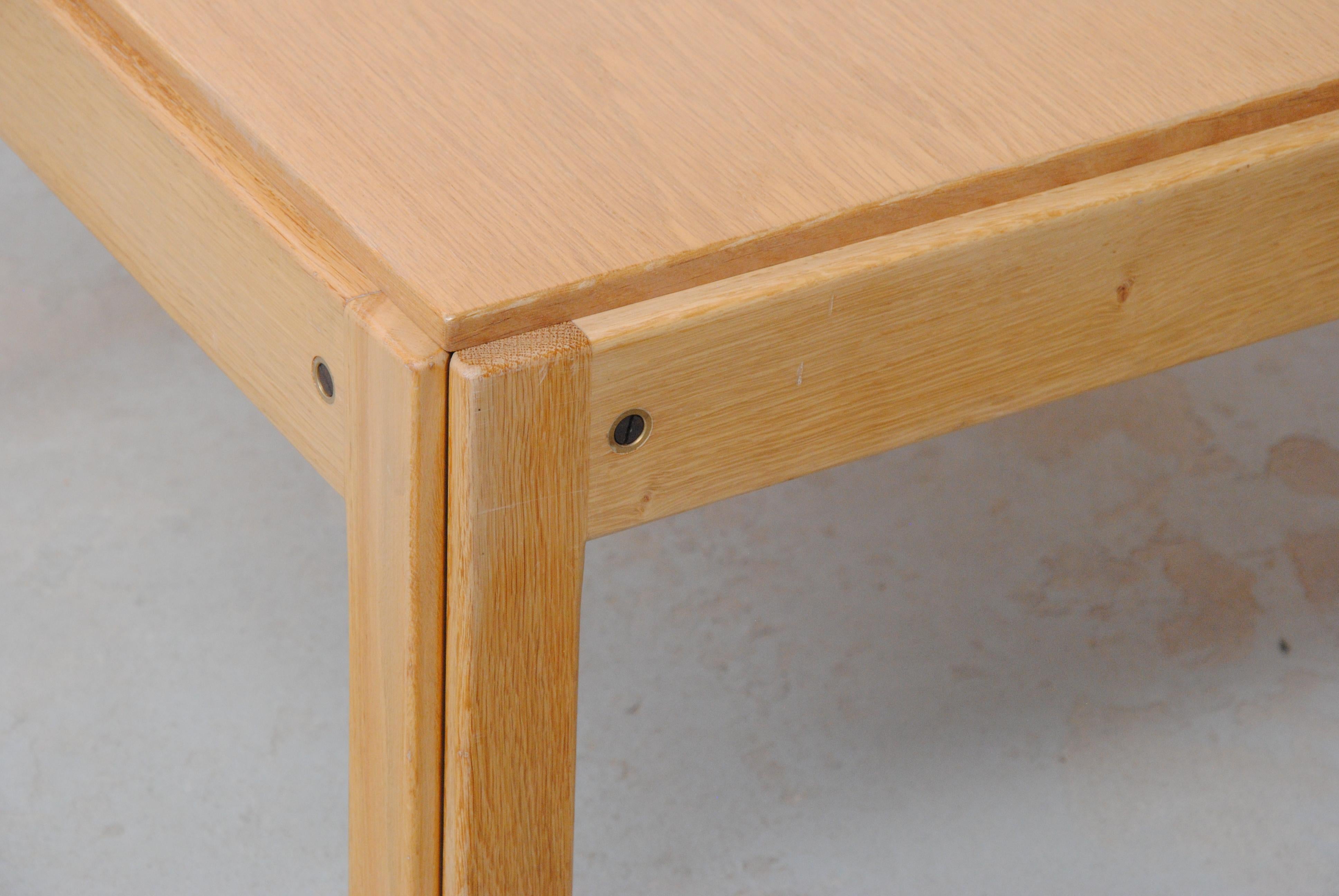 1960 Illum Wikkelso Fully Restored Danish Oak Plexus Side Table by CFC Silkeborg For Sale 2