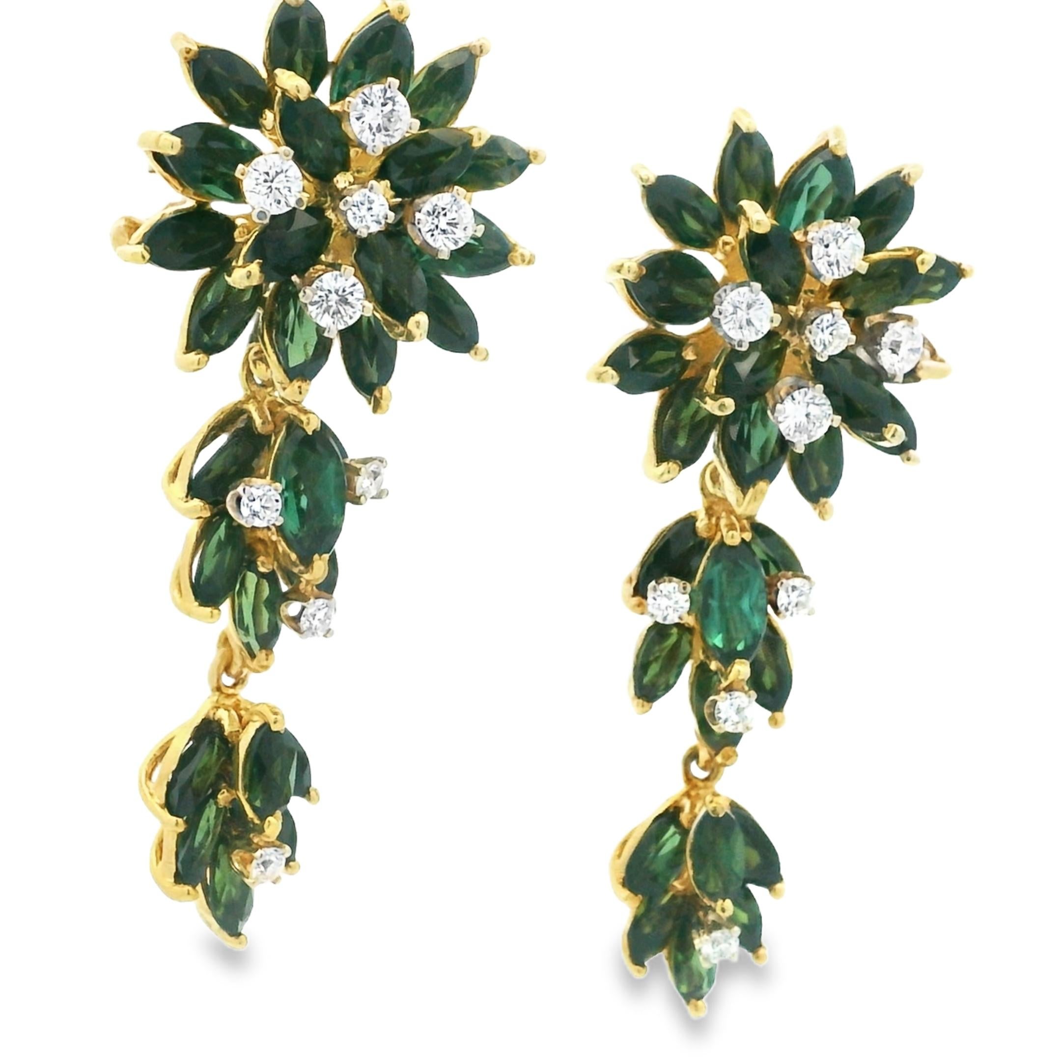 Rétro 1960 Orecchino convertibile in oro 18 carati con tormalina verde e 1,80 carati di diamante in vendita