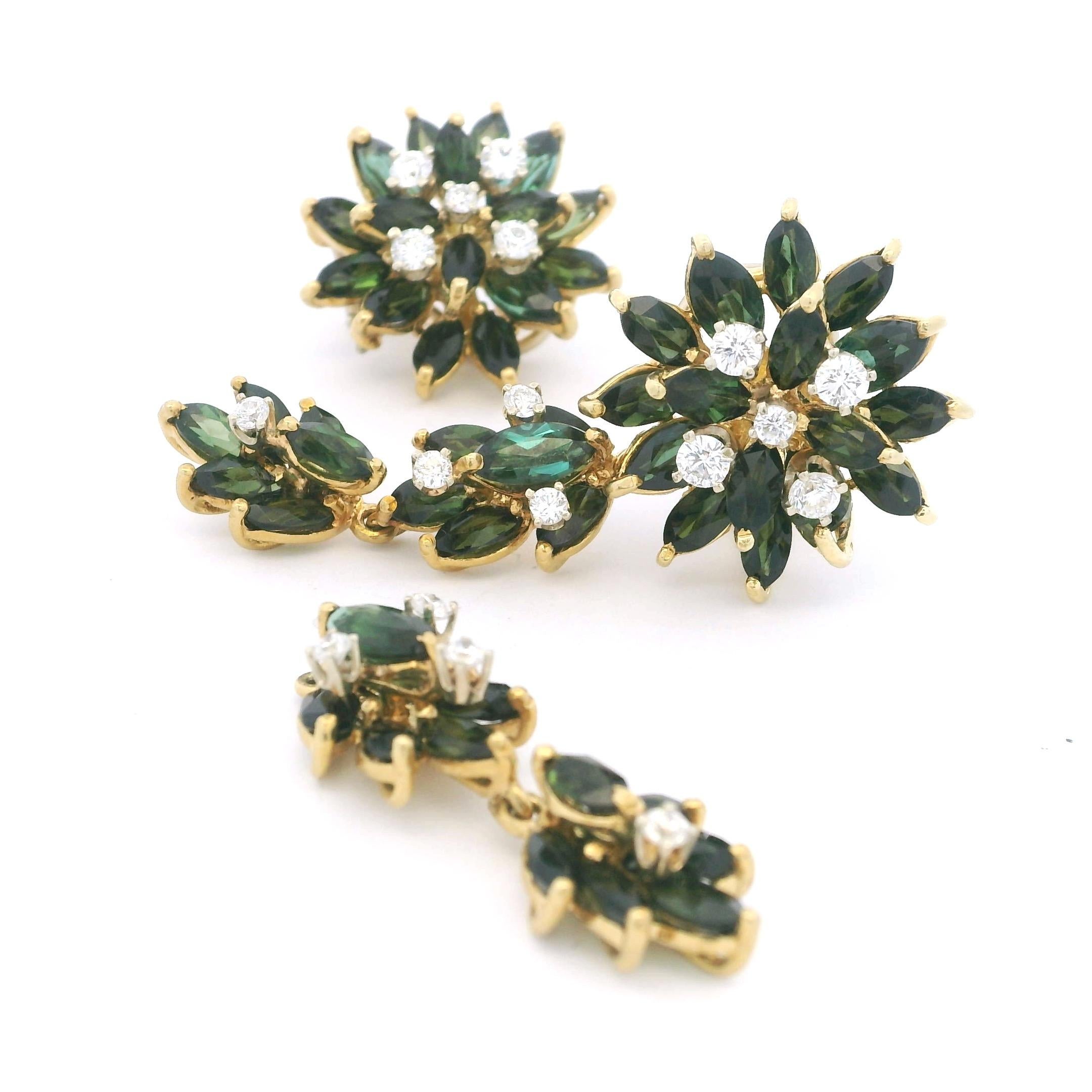 Taglio marquise 1960 Orecchino convertibile in oro 18 carati con tormalina verde e 1,80 carati di diamante in vendita