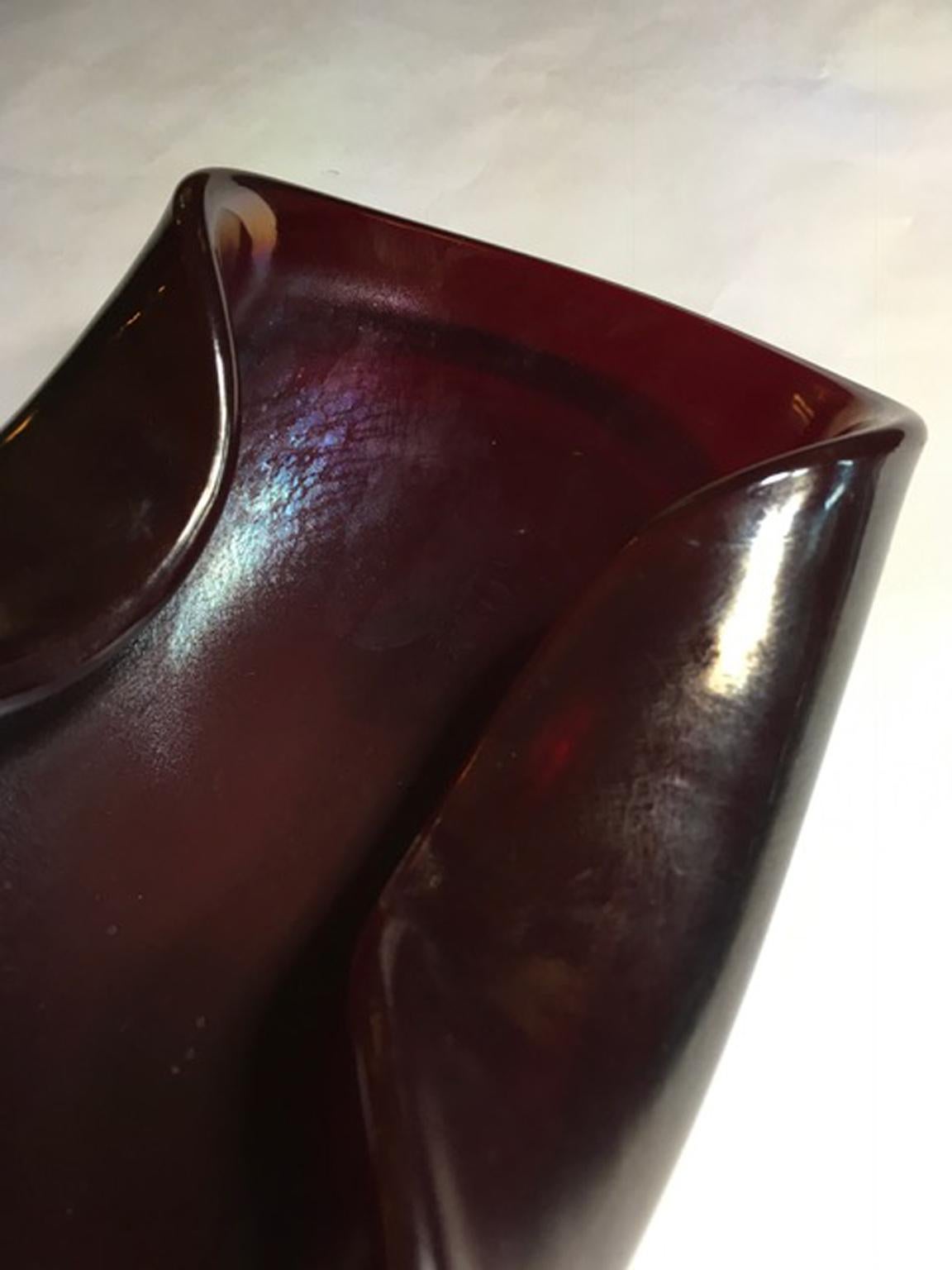 Italien 1960 Mid-Century Modern Rubin Farbe geblasen Paste Glas Schüssel im Angebot 3
