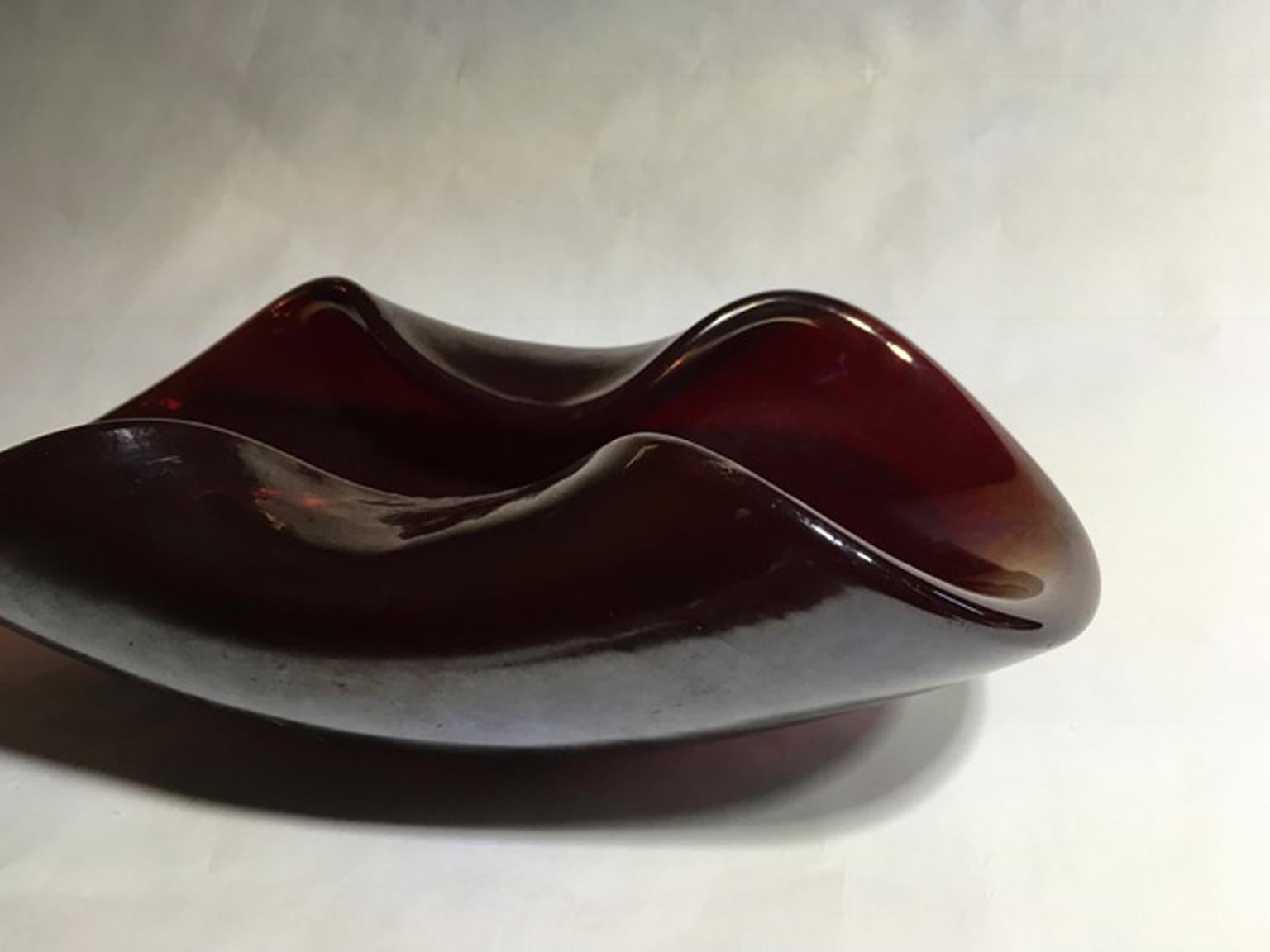 Italien 1960 Mid-Century Modern Rubin Farbe geblasen Paste Glas Schüssel im Angebot 11
