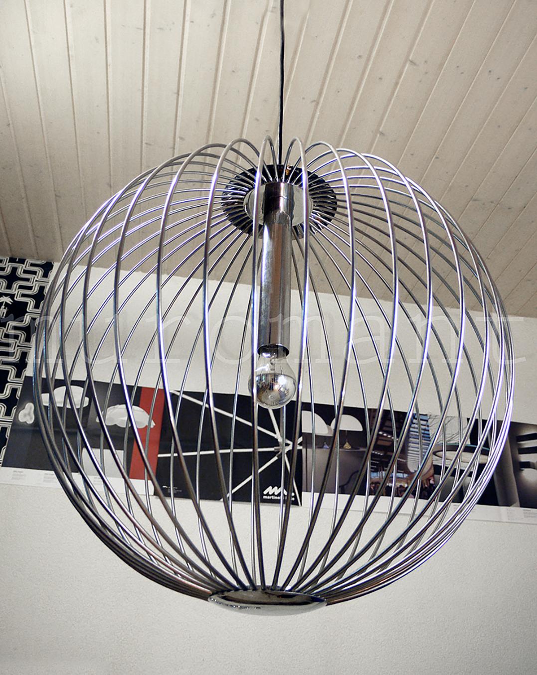 Oversized object lamp with finely chrome plated branches ending in an orbital ball. This string pendant light will draw the eye upward. Strong enough to stand alone as a single ceiling light. Original design in the manner of Gaetano Sciolari, Italy