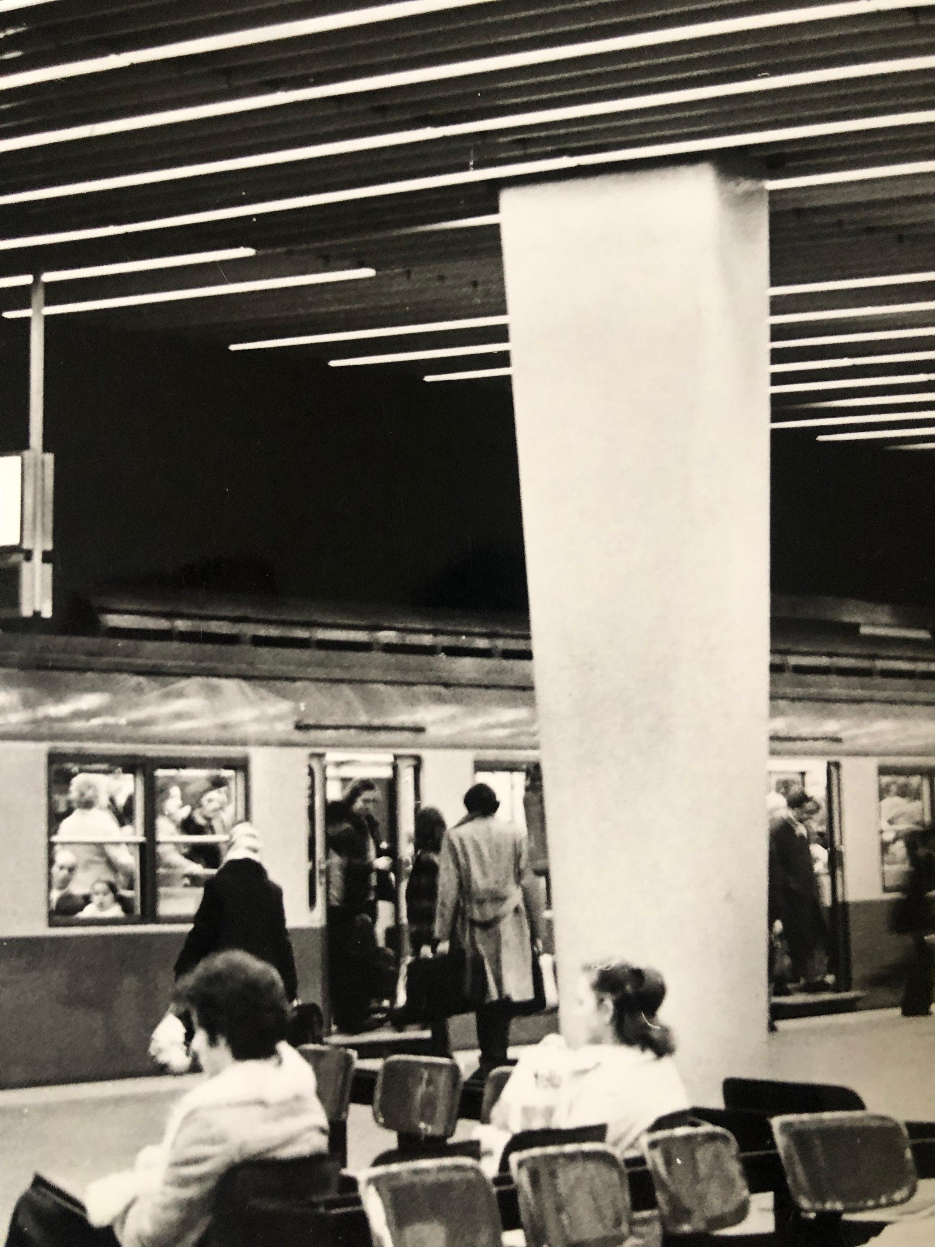 Mid-Century Modern 1960, La Défense, Jean Ribière