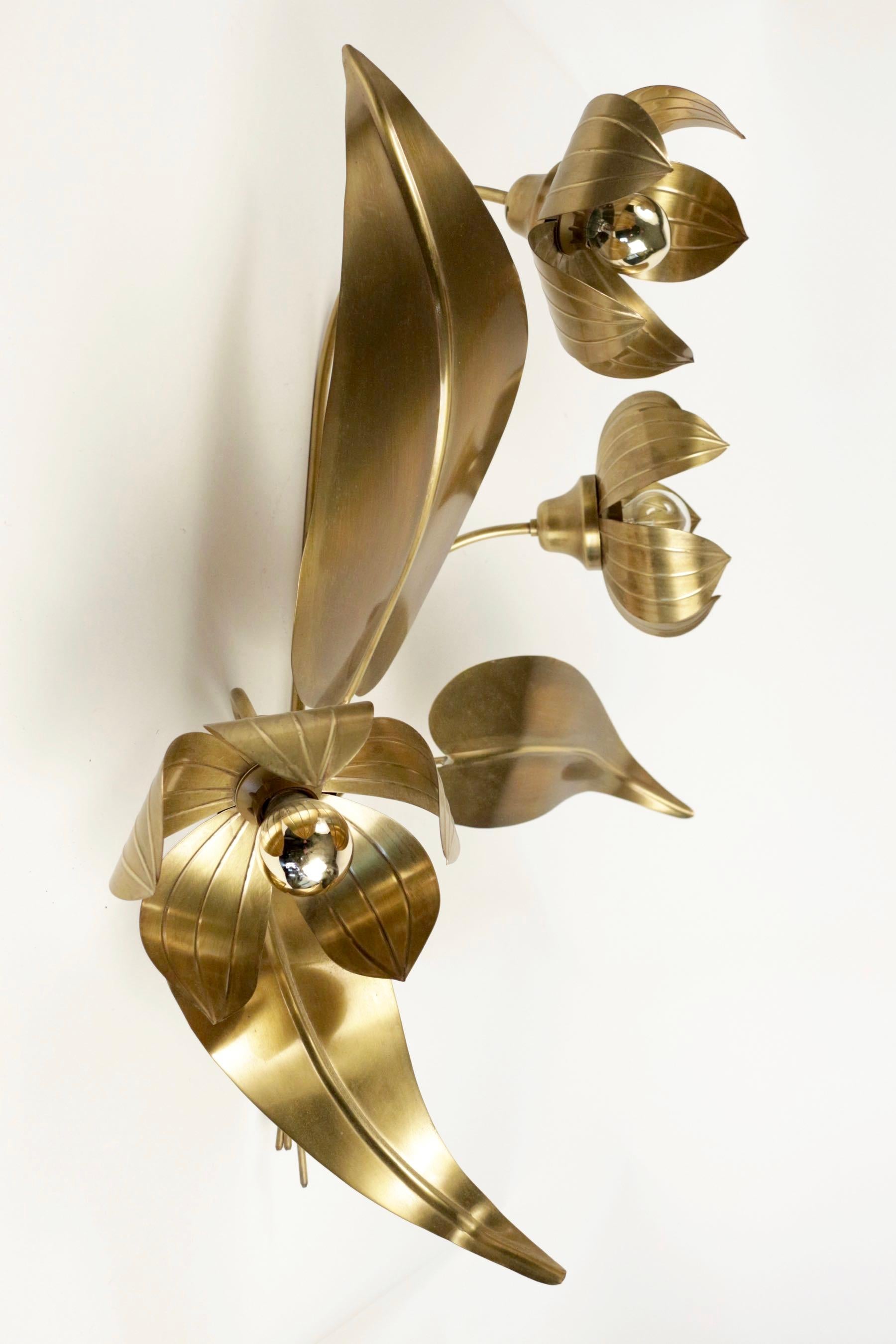 1960 Large Sconce Bouquet of Flowers, Maison FlorArt For Sale 1