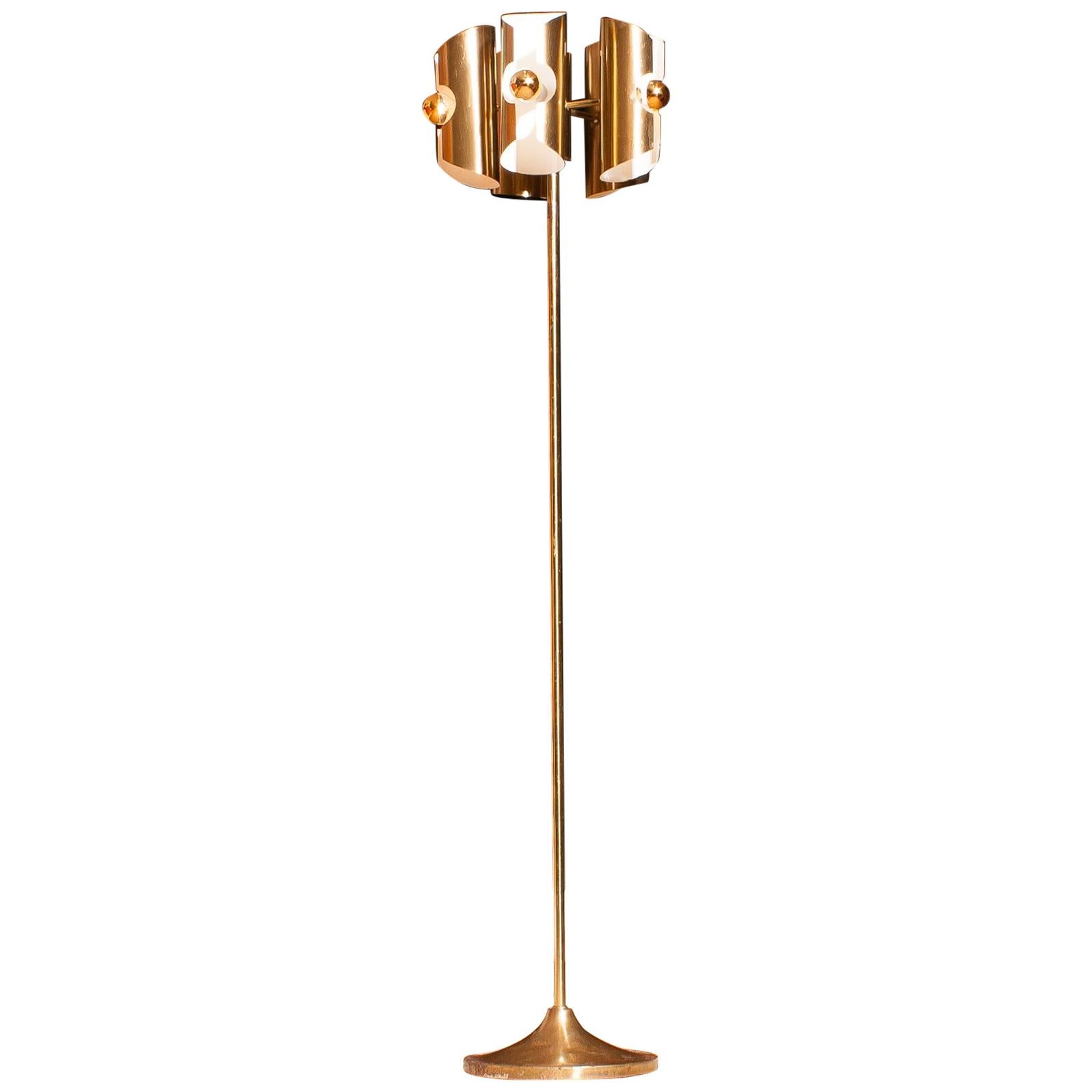 1960 Lovely Italian Brass Floor Lamp with Five Brushed Brass Shades