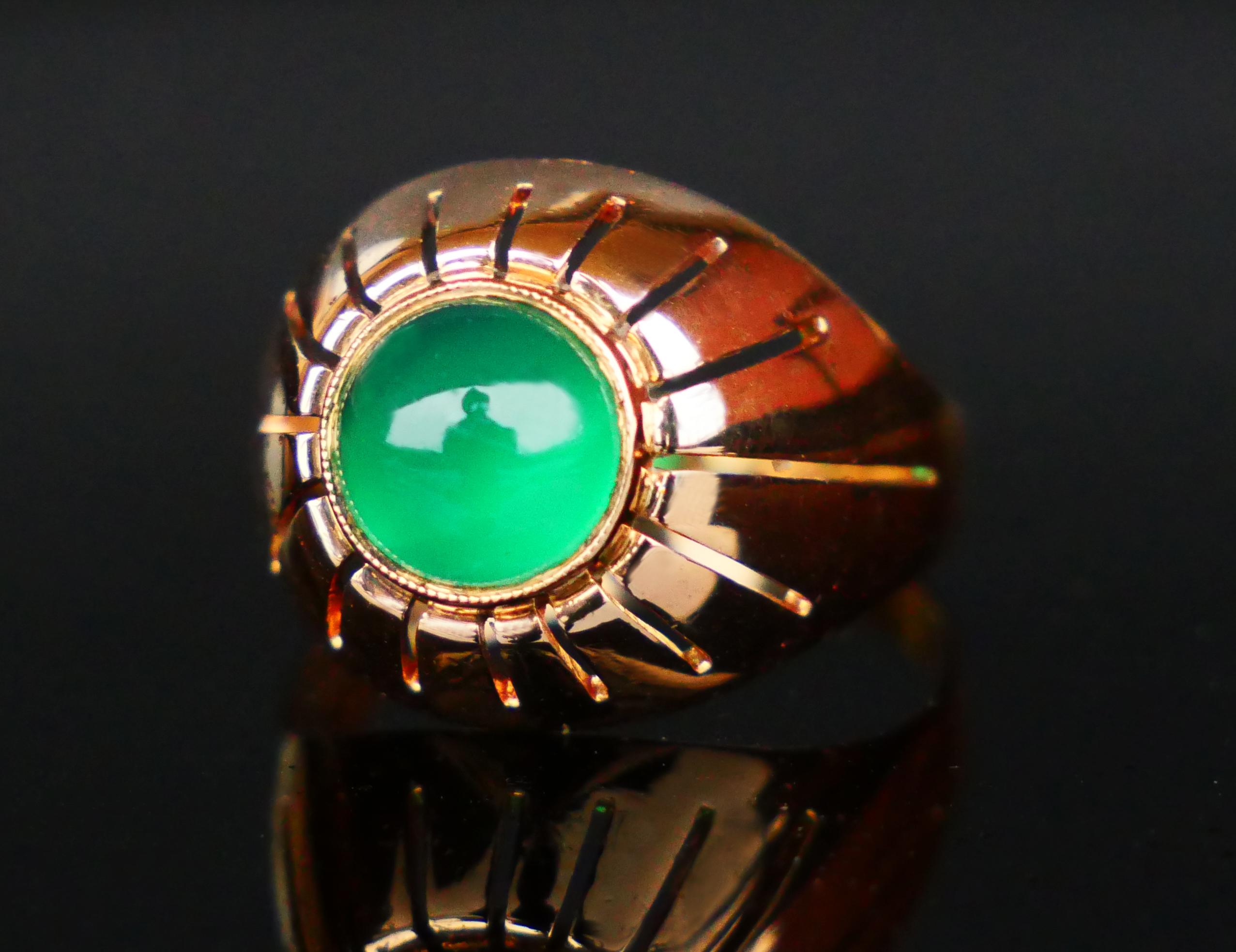 1960 Men Unisex Ring Green Chalcedony solid 18K Gold Ø US 7.5 / 5.2 gr For Sale 6