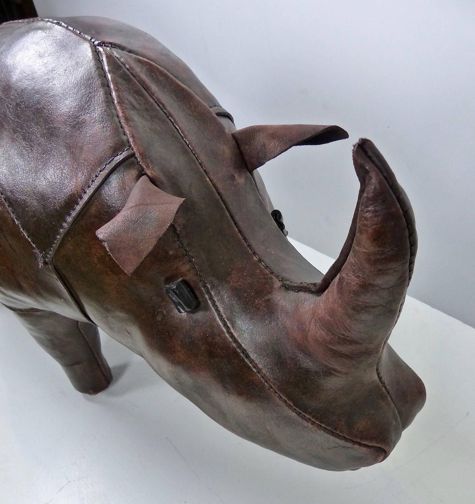 1960 Mid-Century Modern Omersa für Abercrombie & Fitch Leder Nashorn Fußhocker (amerikanisch)