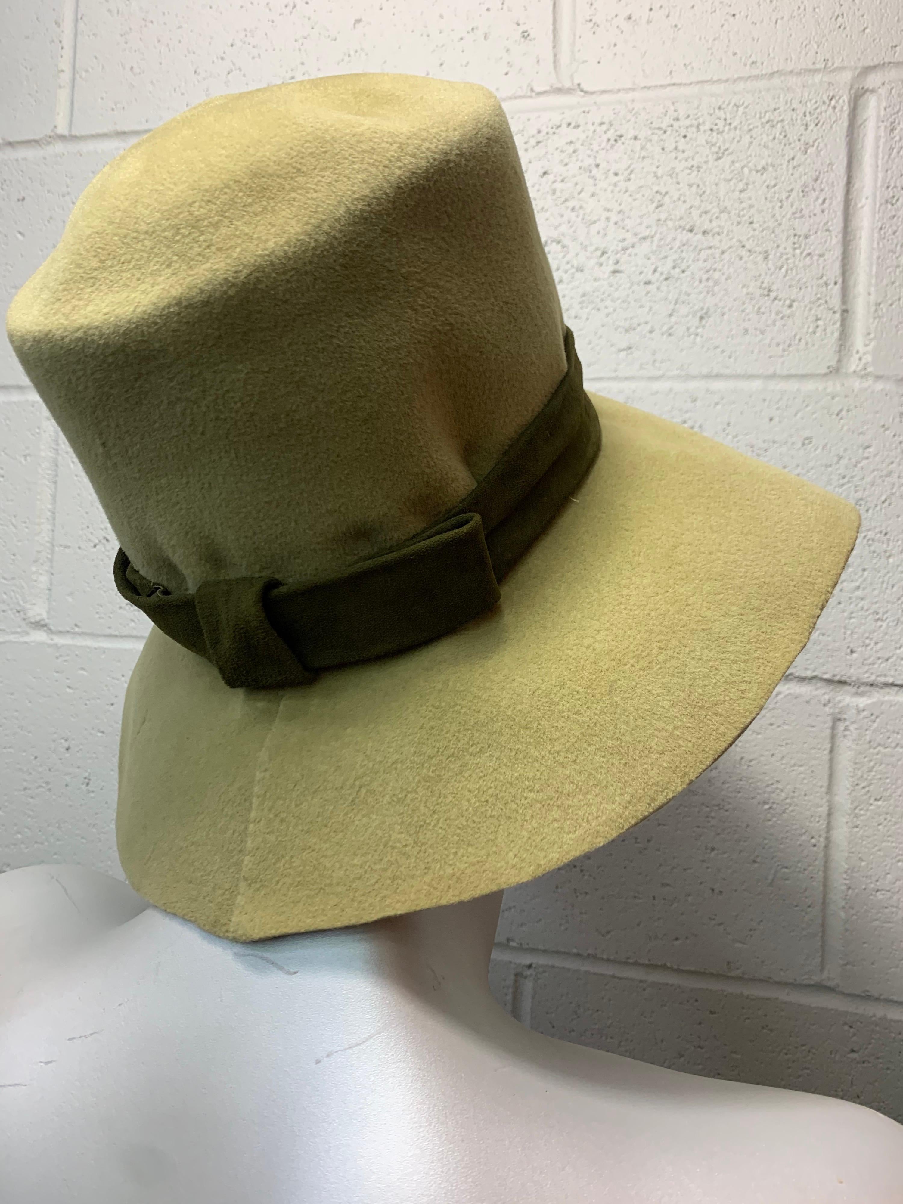 1960 Mildred Warner Peridot Felt Fedora w/ Olive Suede Band In Good Condition For Sale In Gresham, OR