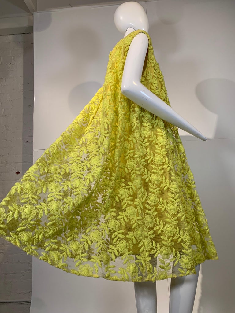 1960 Mr. Blackwell Fluorescent Yellow Embroidered Floral Net Trapeze Dress  In Excellent Condition For Sale In San Francisco, CA