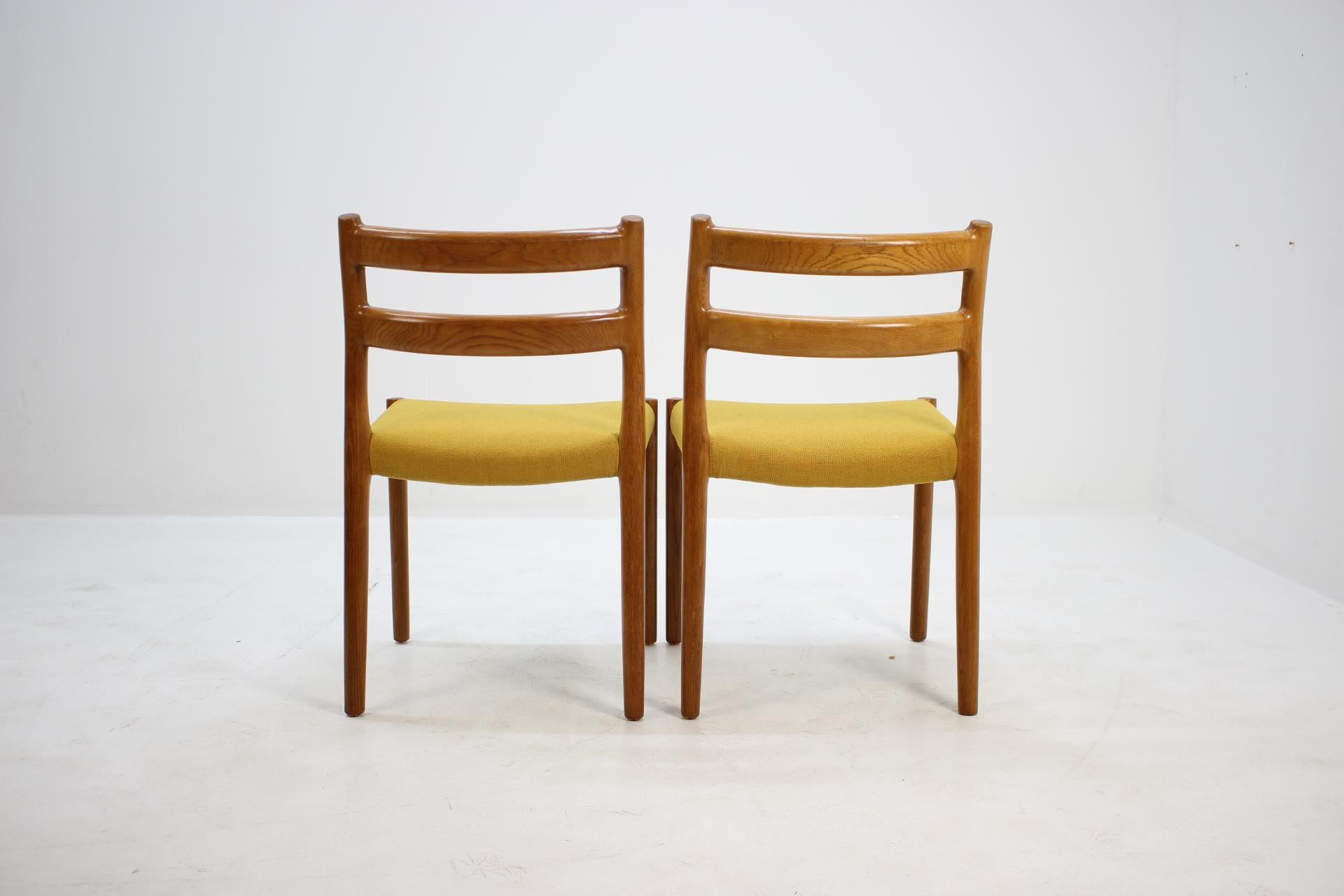 1960 Oak Dining Chairs by N.O. Møller, Set of 4 In Good Condition In Praha, CZ