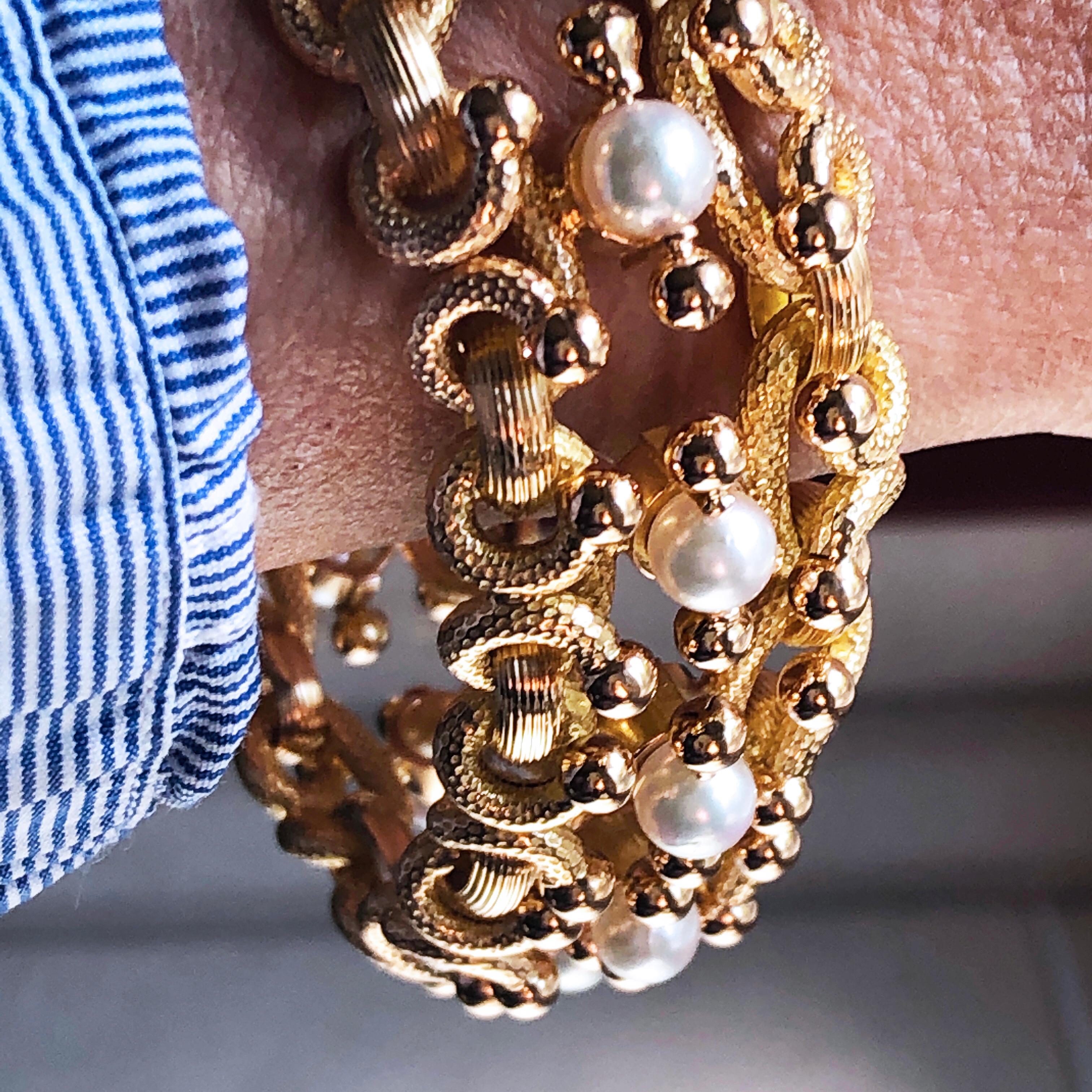 1960 One-of-a-Kind Milanese Akoya Pearl Yellow Gold Solid Handcrafted Bracelet For Sale 5