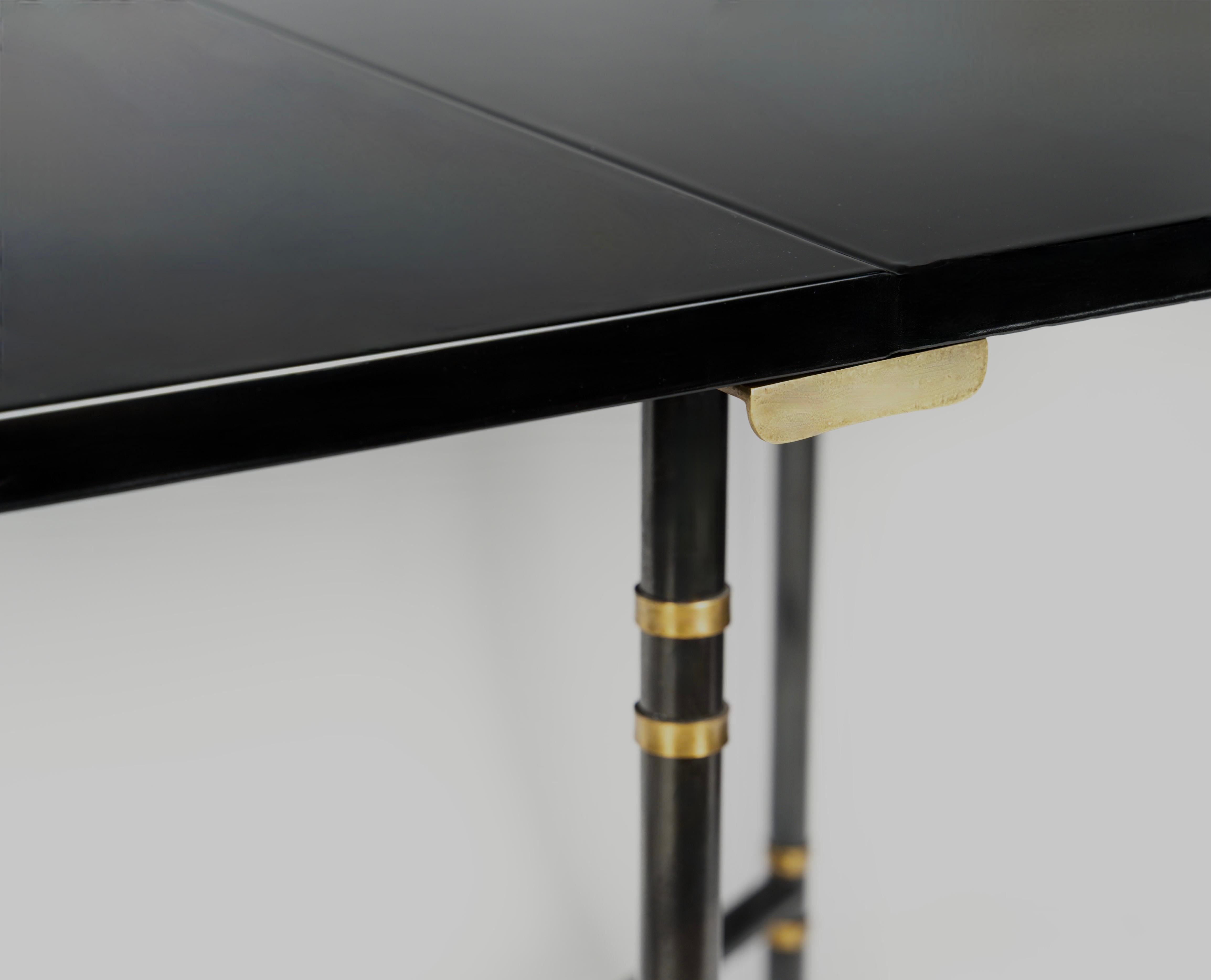 1960 Table à rallonge ovale, modèle Royale, pièce emblématique de la Maison Jansen France Bon état - En vente à Saint-Ouen, FR