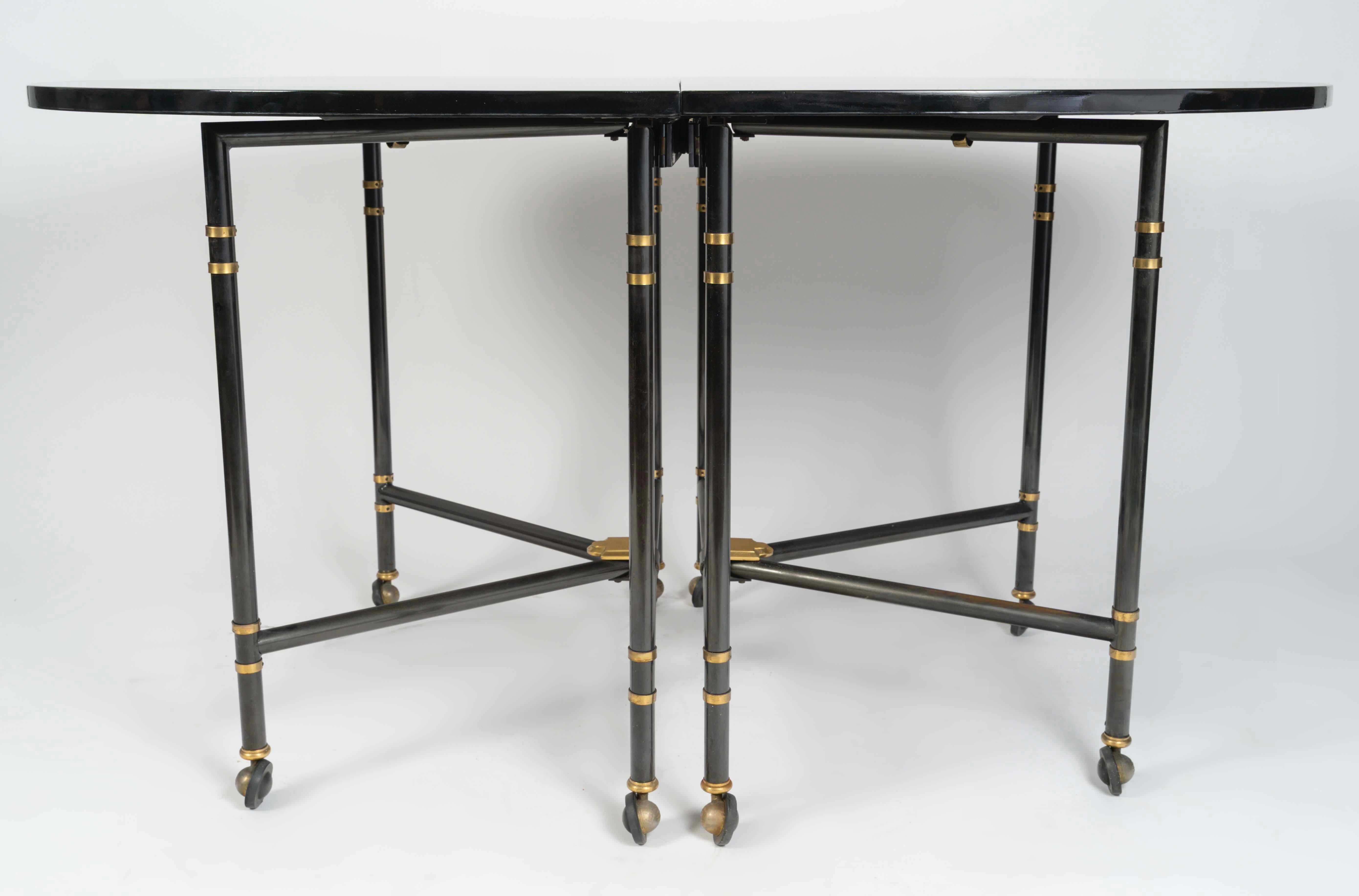 Milieu du XXe siècle 1960 Table à rallonge ovale, modèle Royale, pièce emblématique de la Maison Jansen France en vente