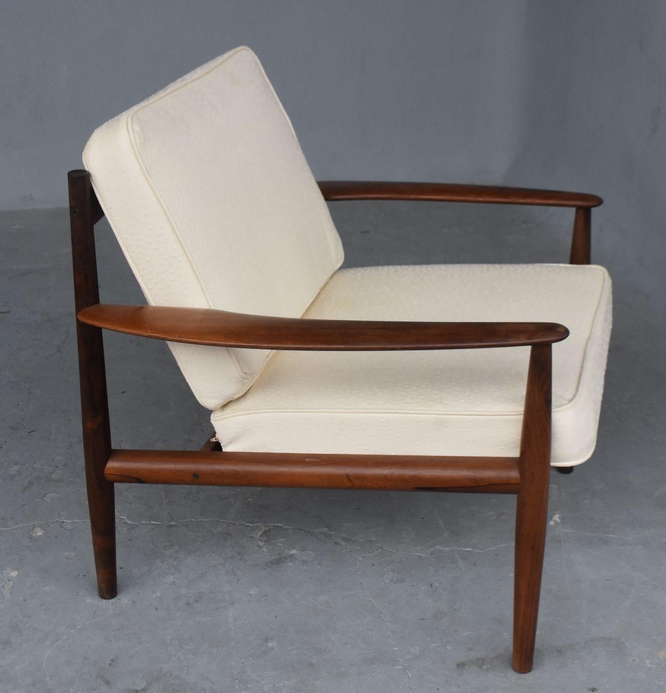 1960 Pair of Armchairs Model #118 by Grete Jalk Rio Rosewood In Good Condition In Marseille, FR