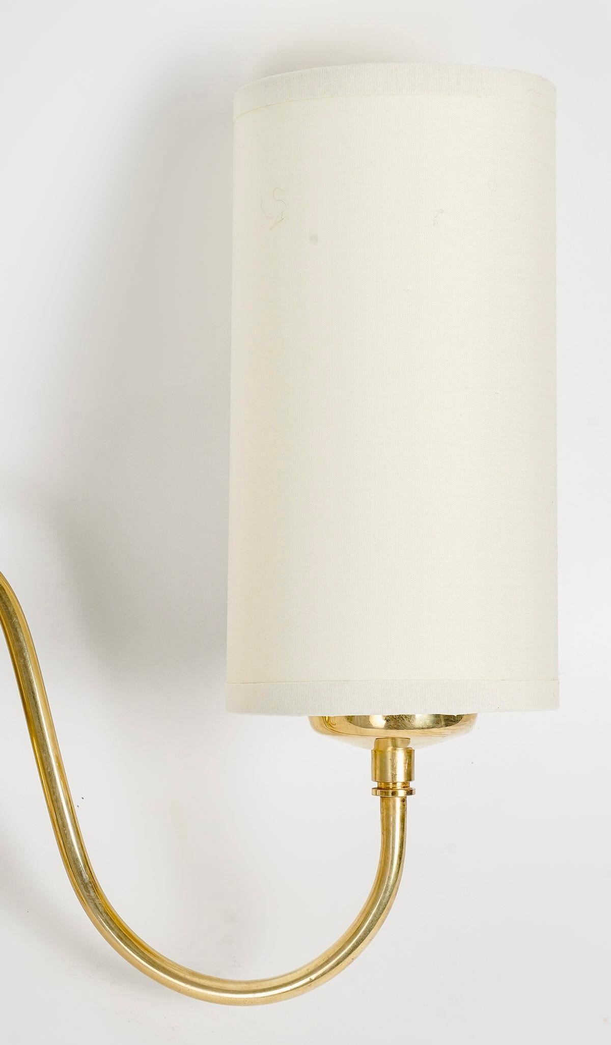 1960 Pair of Maison Honoré gilded brass wall lights In Good Condition For Sale In Saint-Ouen, FR