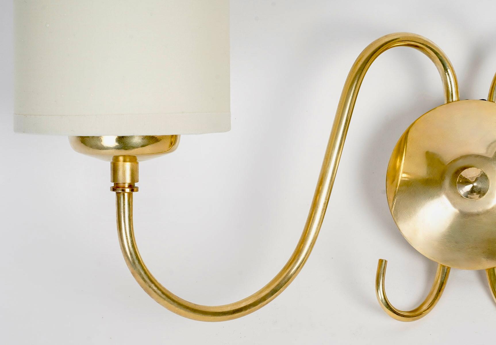 Mid-20th Century 1960 Pair of Maison Honoré gilded brass wall lights For Sale
