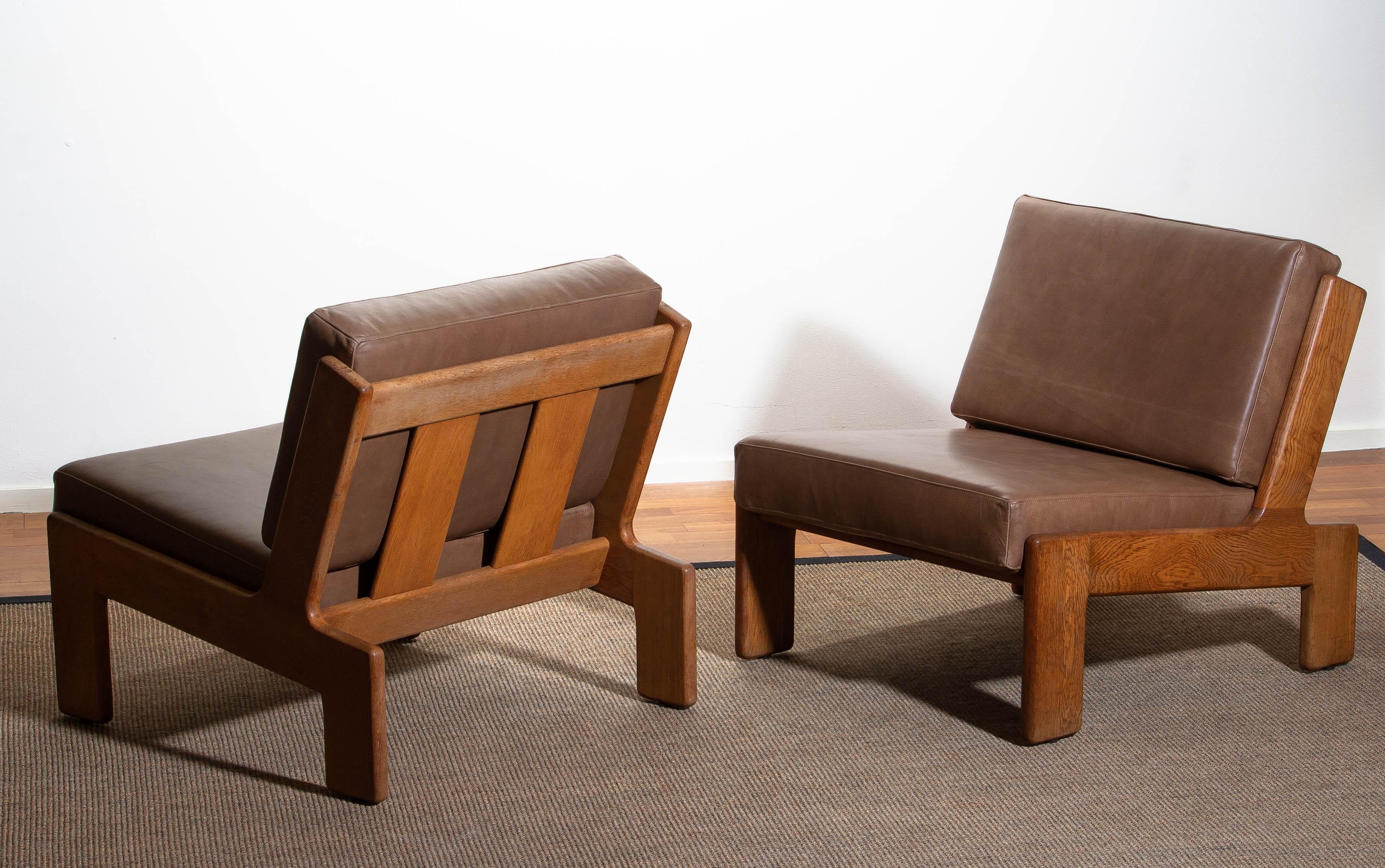 1960, Pair of Oak and Leather Cubist Lounge Chairs by Esko Pajamies for Asko 4