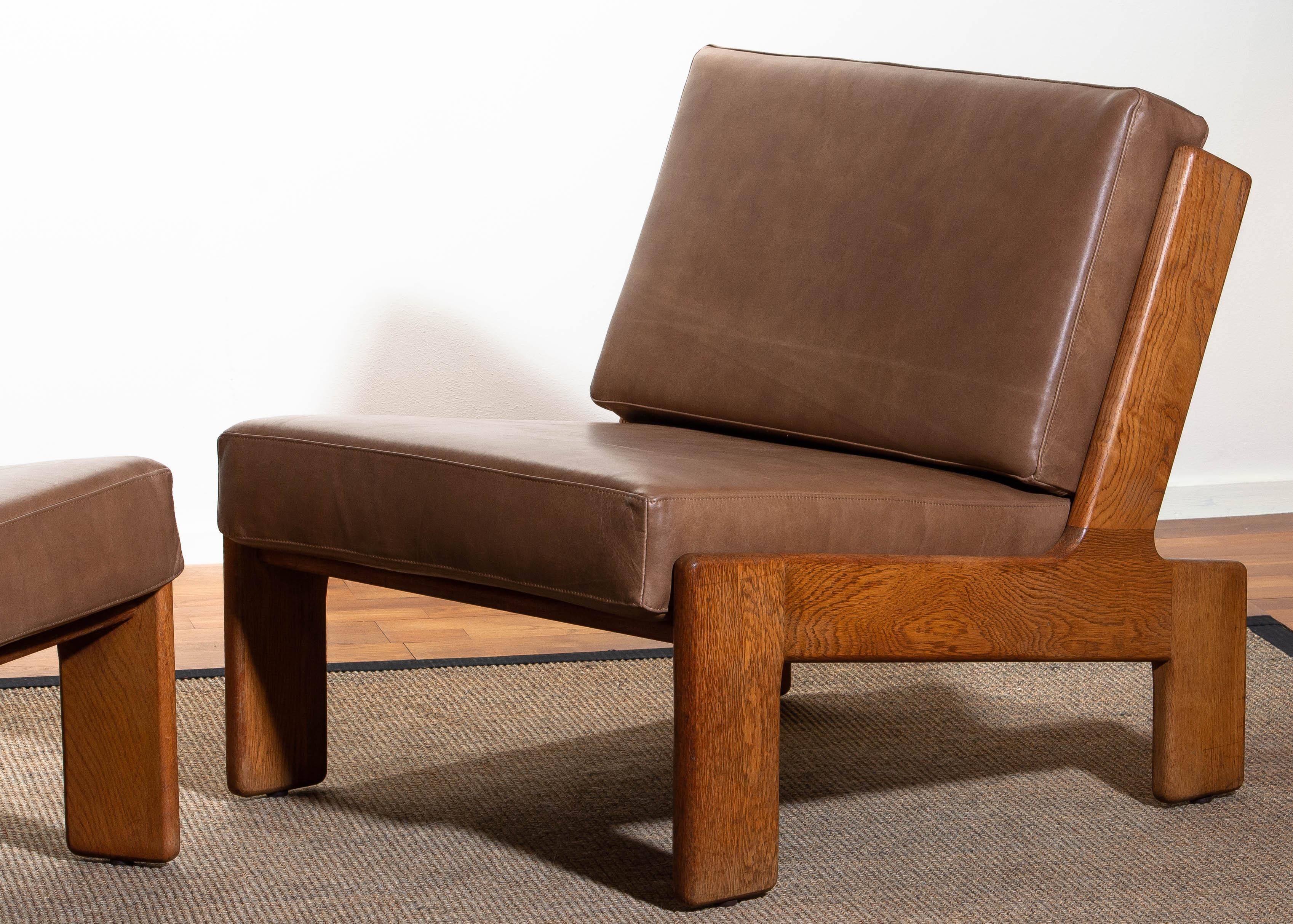 Mid-Century Modern 1960, Pair of Oak and Leather Cubist Lounge Chairs by Esko Pajamies for Asko