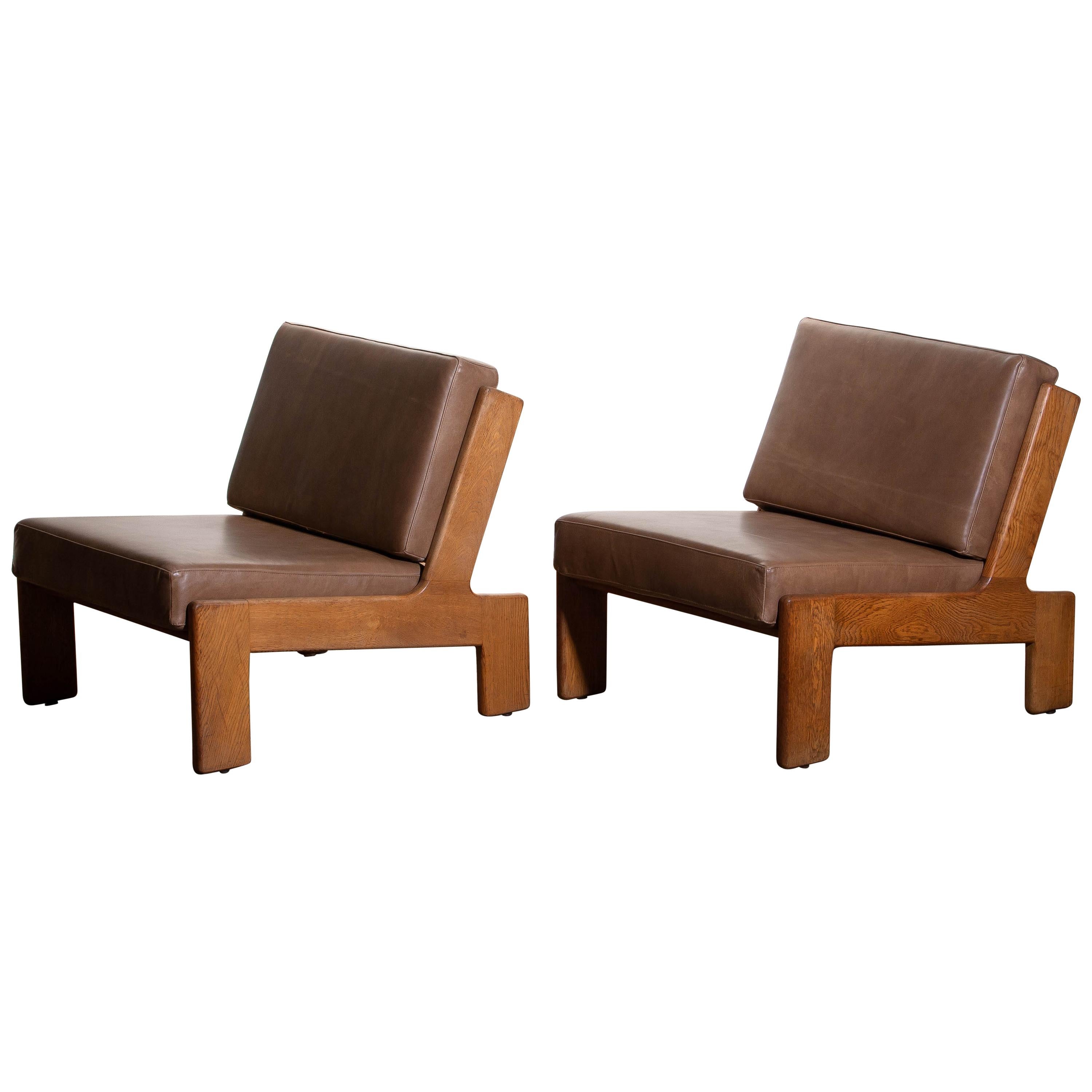 Finnish 1960, Pair of Oak and Leather Cubist Lounge Chairs by Esko Pajamies for Asko