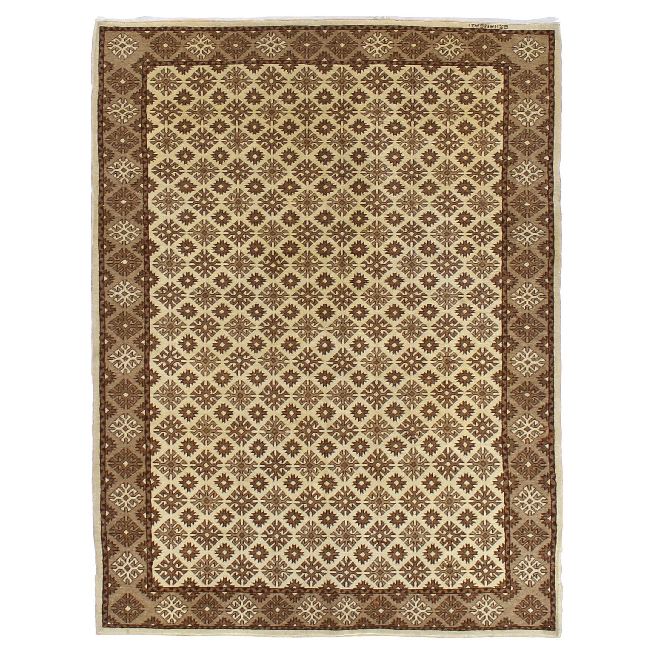1960 Persischer Wollteppich - 3'10" x 5'10", Cremefarbenes Zentrum mit brauner Bordüre im Angebot