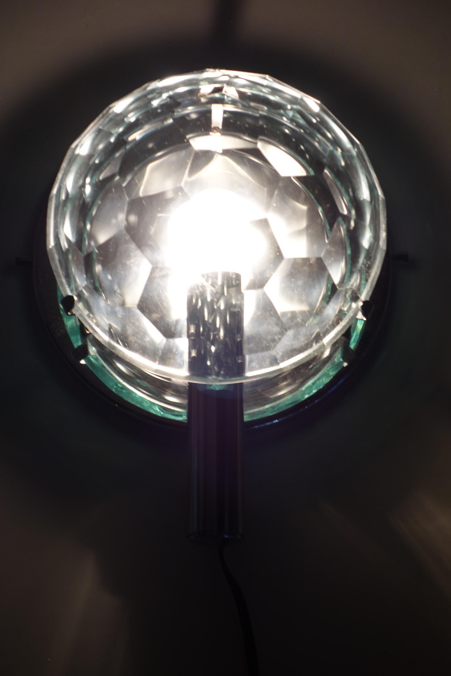 1960 Lumi Italian Space Age Design Crystal Facetted Chrome Wall Lamps For Sale 9