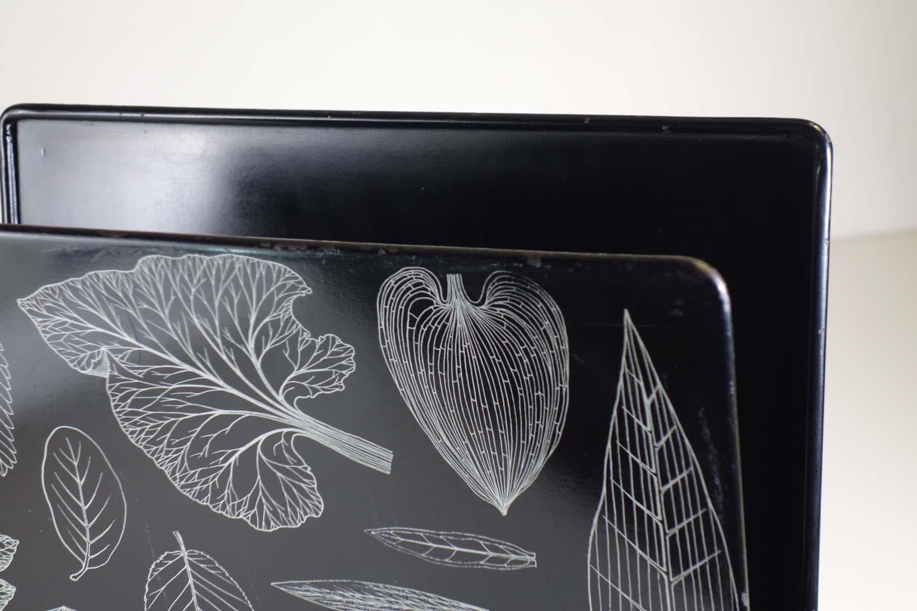 1960 Piero Fornasetti Italian Design Black & White Brass Metal Magazine Rack For Sale 6