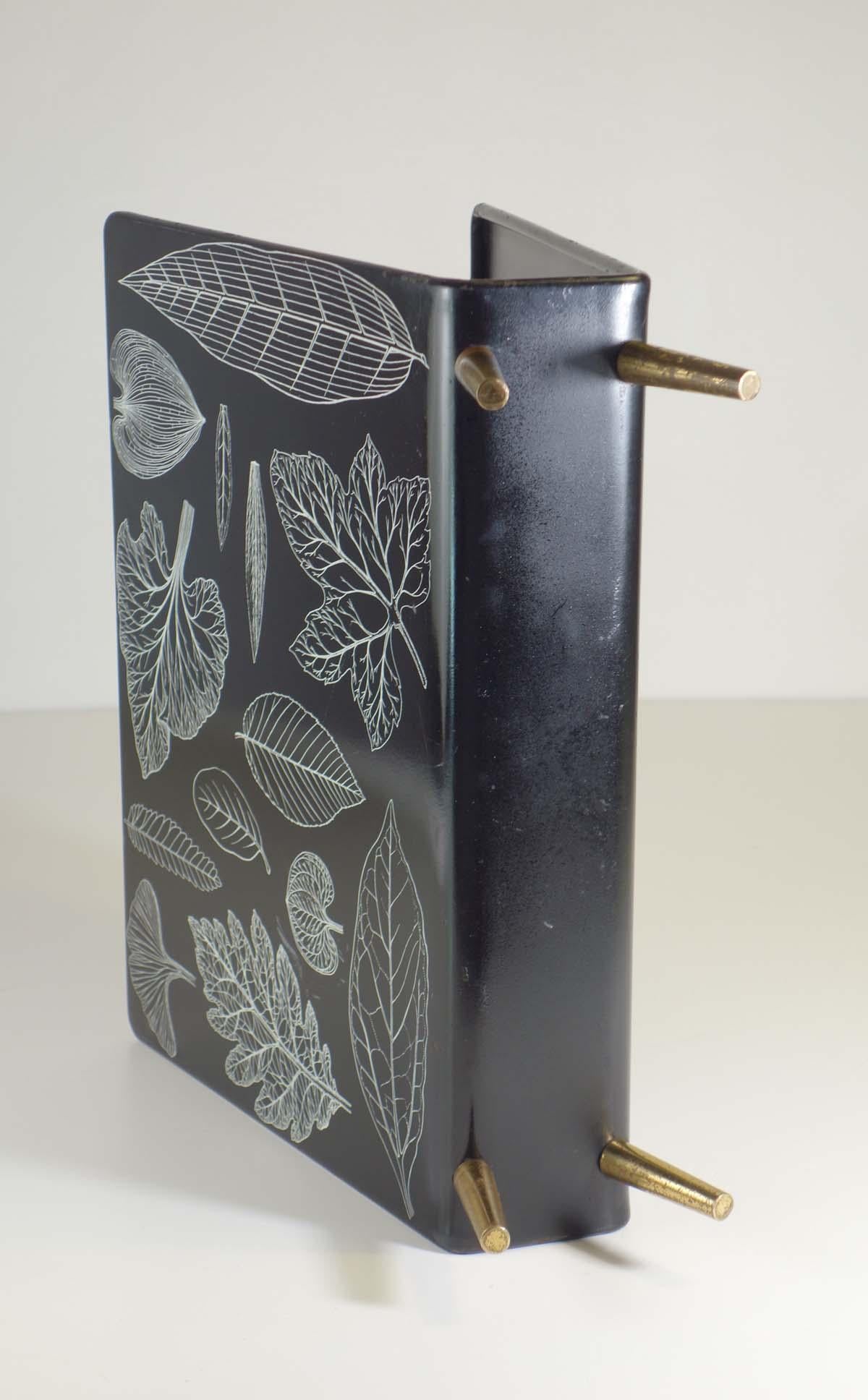 1960 Piero Fornasetti Italian Design Black & White Brass Metal Magazine Rack For Sale 8