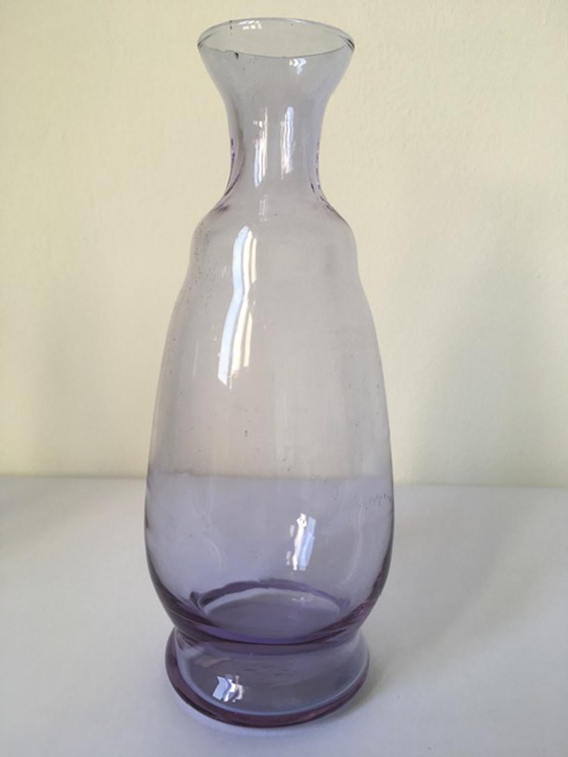 Italy 1960 Post-Modern Murano Purple Blown Glass Bottle In Good Condition For Sale In Brescia, IT