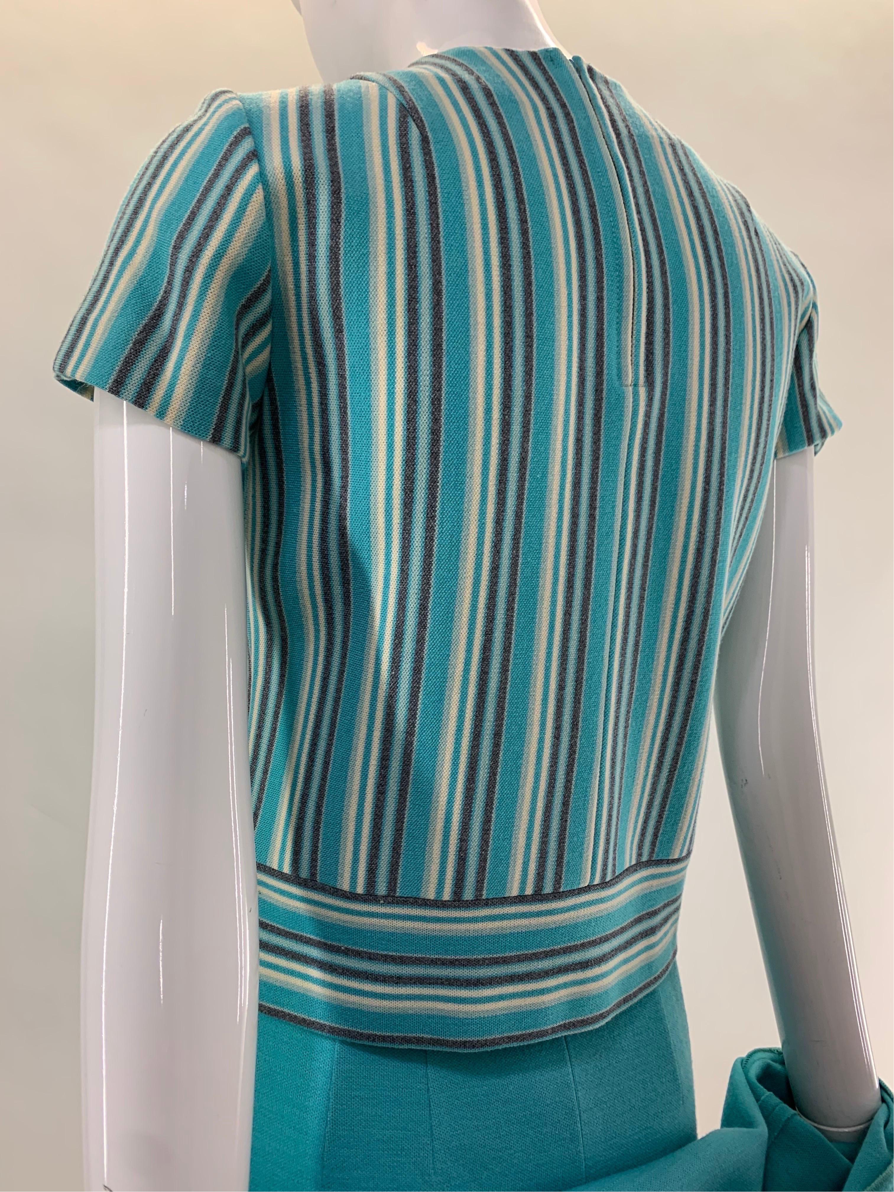1960 Promenade - Holland Türkisfarbener Woll-Doppelstrick-Anzug mit 3-teiligem Rock  im Angebot 5