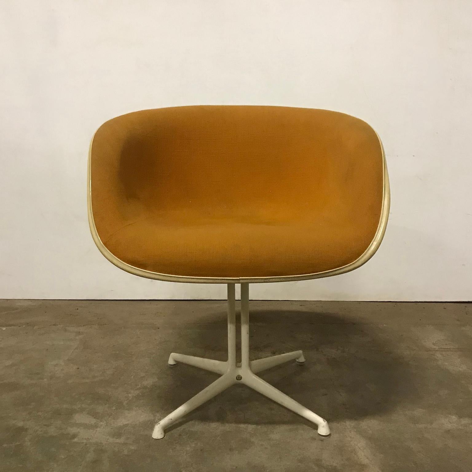 Métal 1960, Ray et Charles Eames, chaises originales La Fonda de Miller en premier tissu en vente