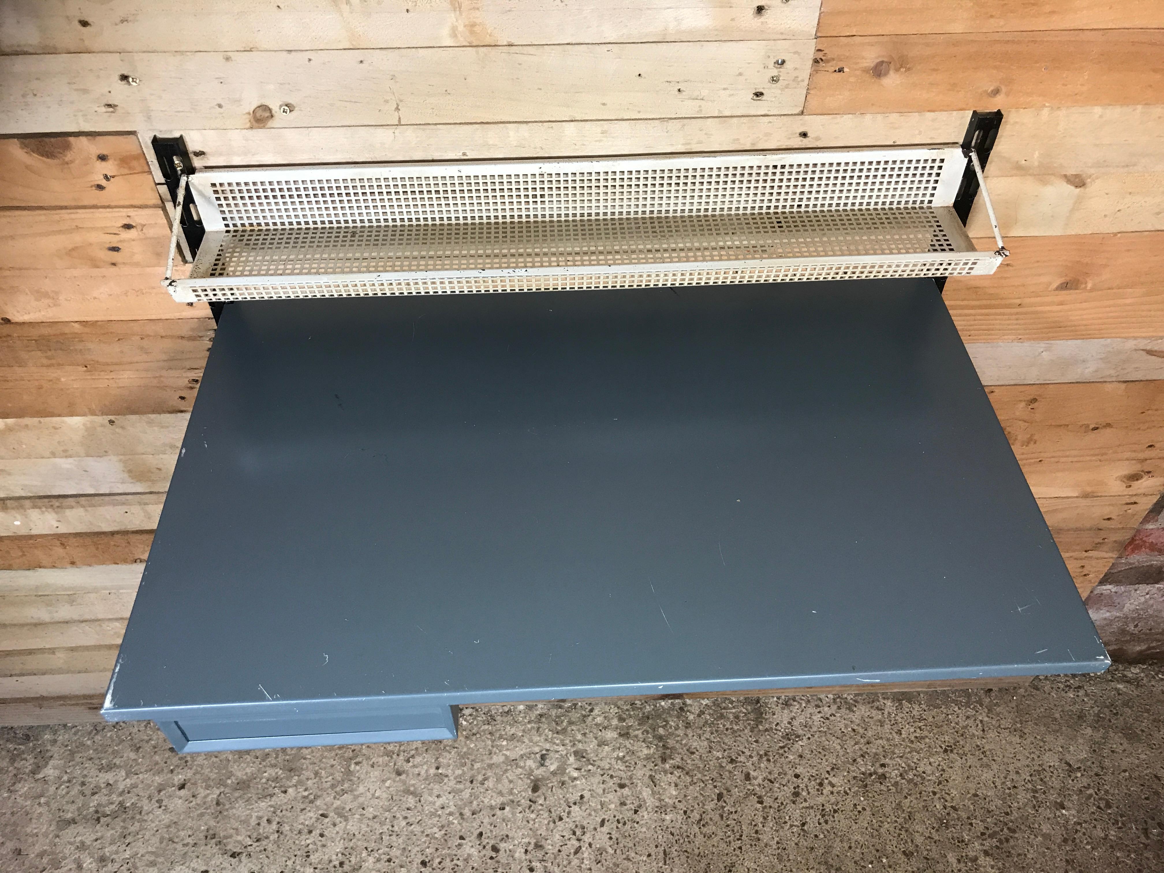 Mid-Century Modern 1960 Retro Pilastro Tomado shelving Grey Metal Desk Unit with Drawer and Shelf For Sale