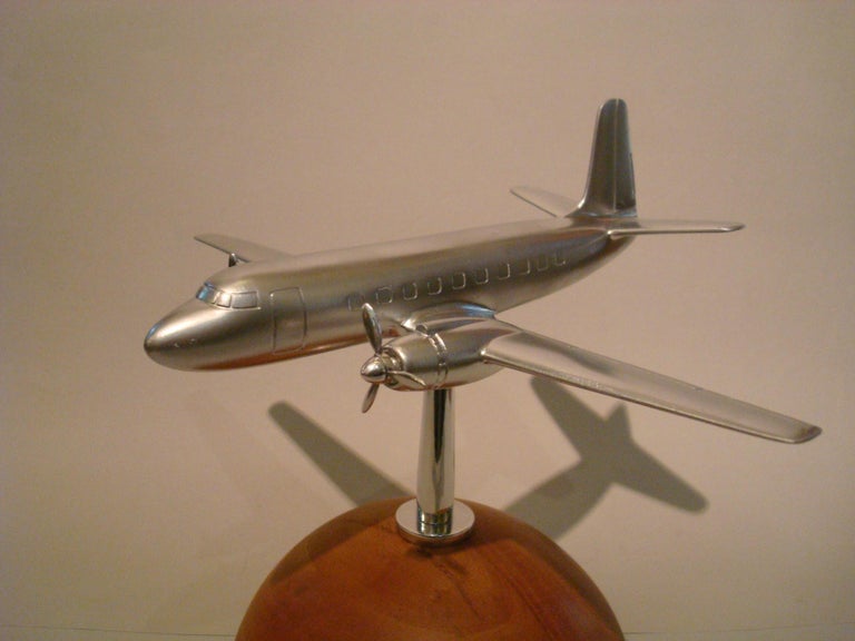1960s Airplane Model Aviation Desk Piece For Sale at 1stDibs