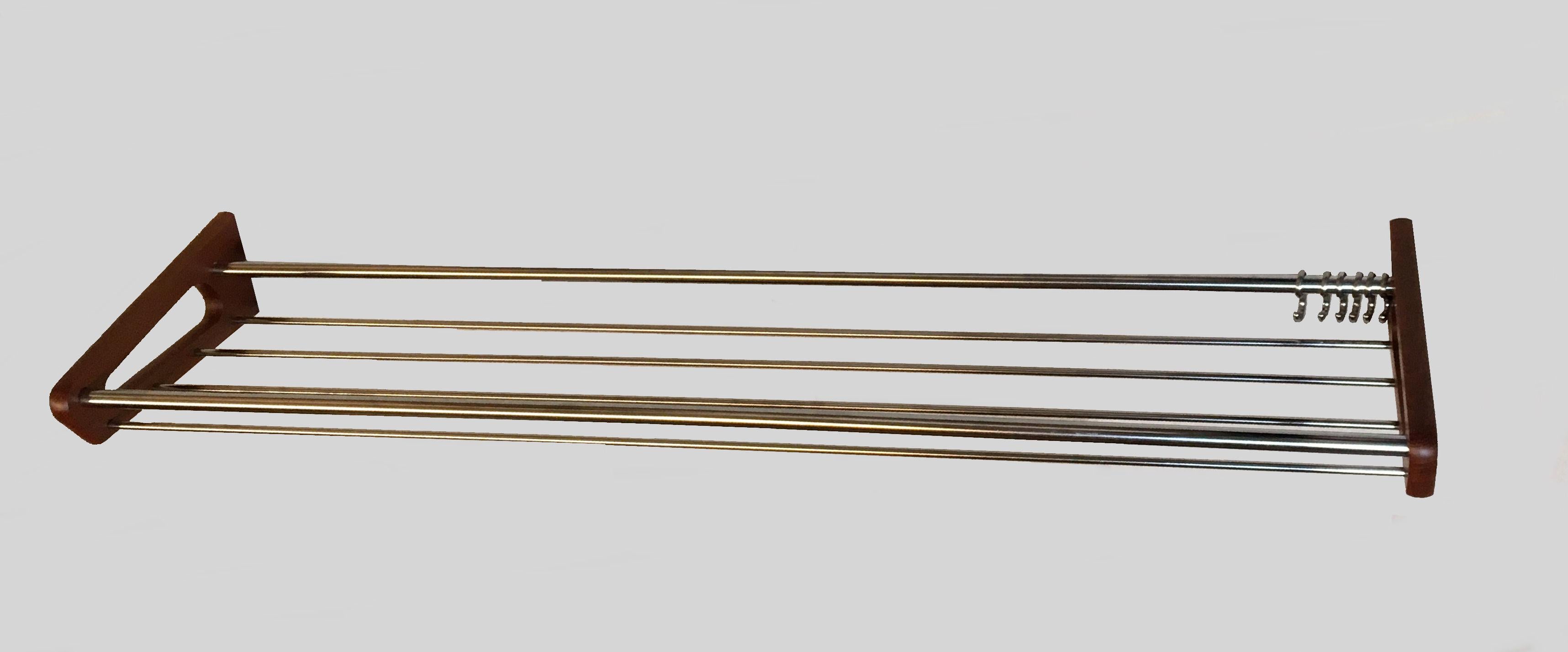1960'S Borge Mogensen Vollständig restaurierte Hutablage / Garderobe aus Teakholz und Stahl im Zustand „Hervorragend“ im Angebot in Knebel, DK