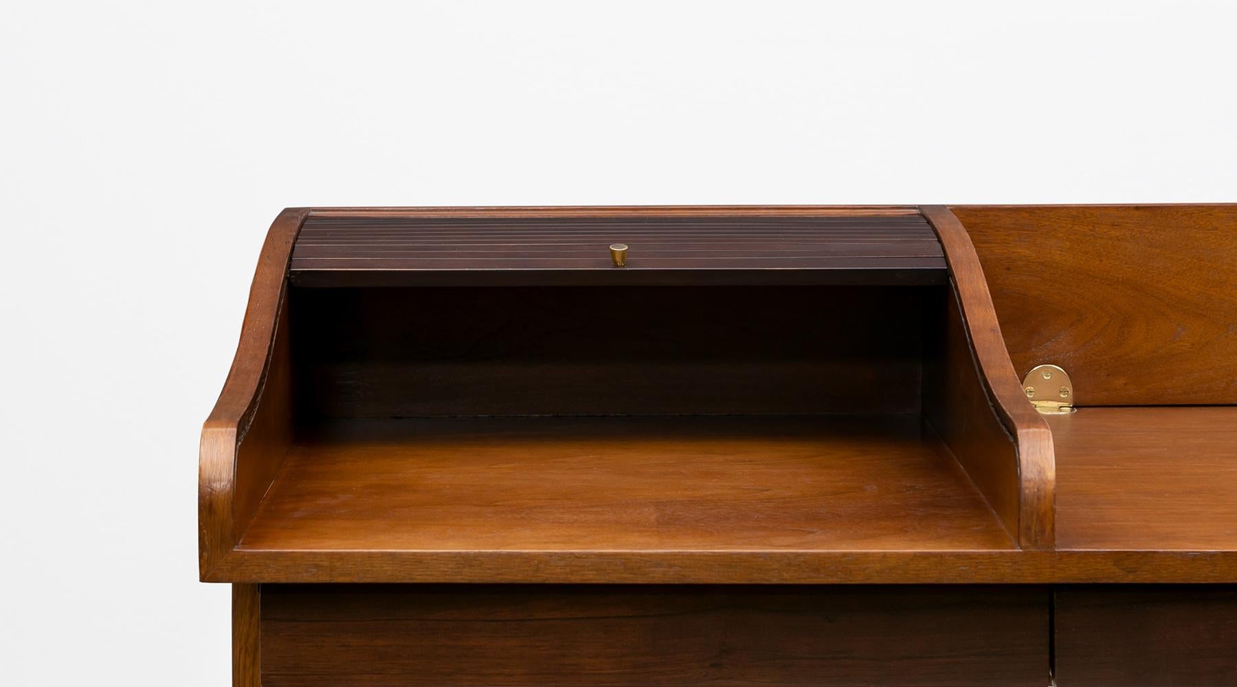 American 1960s Brown Wooden Desk by Edward Wormley 'c' For Sale