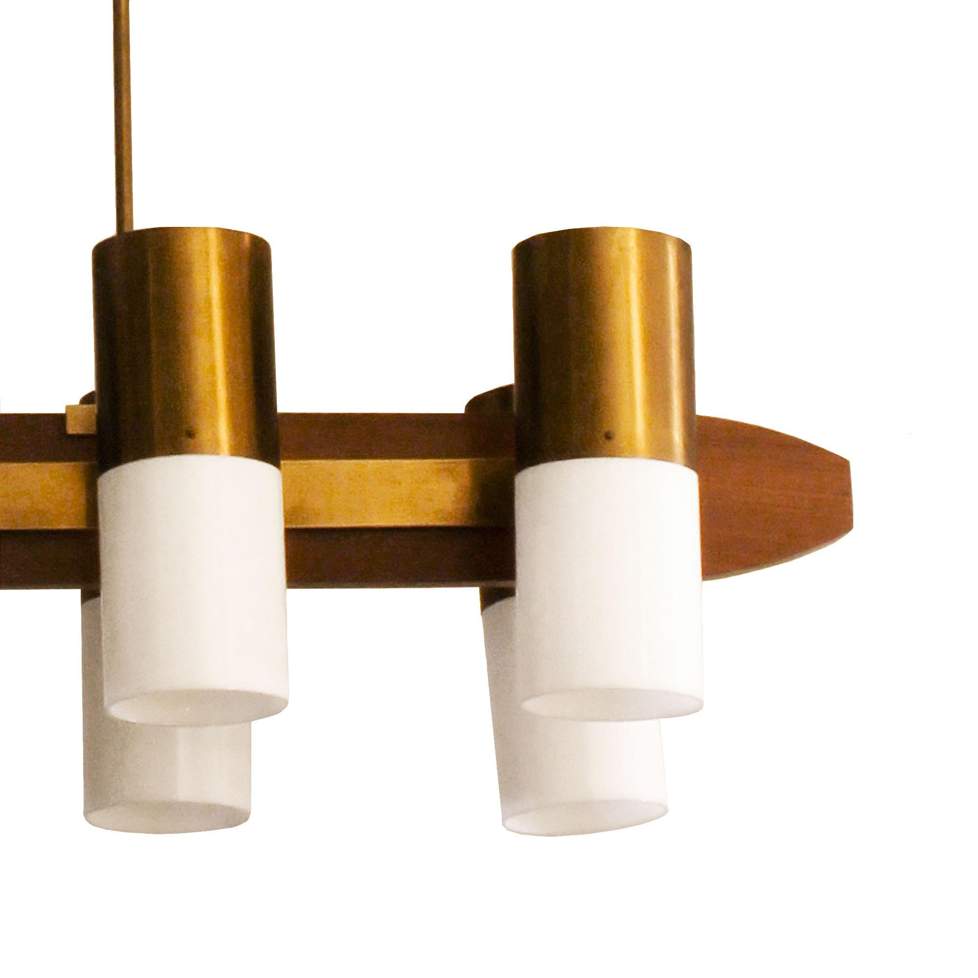 Brass 1960´s Chandelier 8 lights, solid teak, brass and plexiglass - Italy