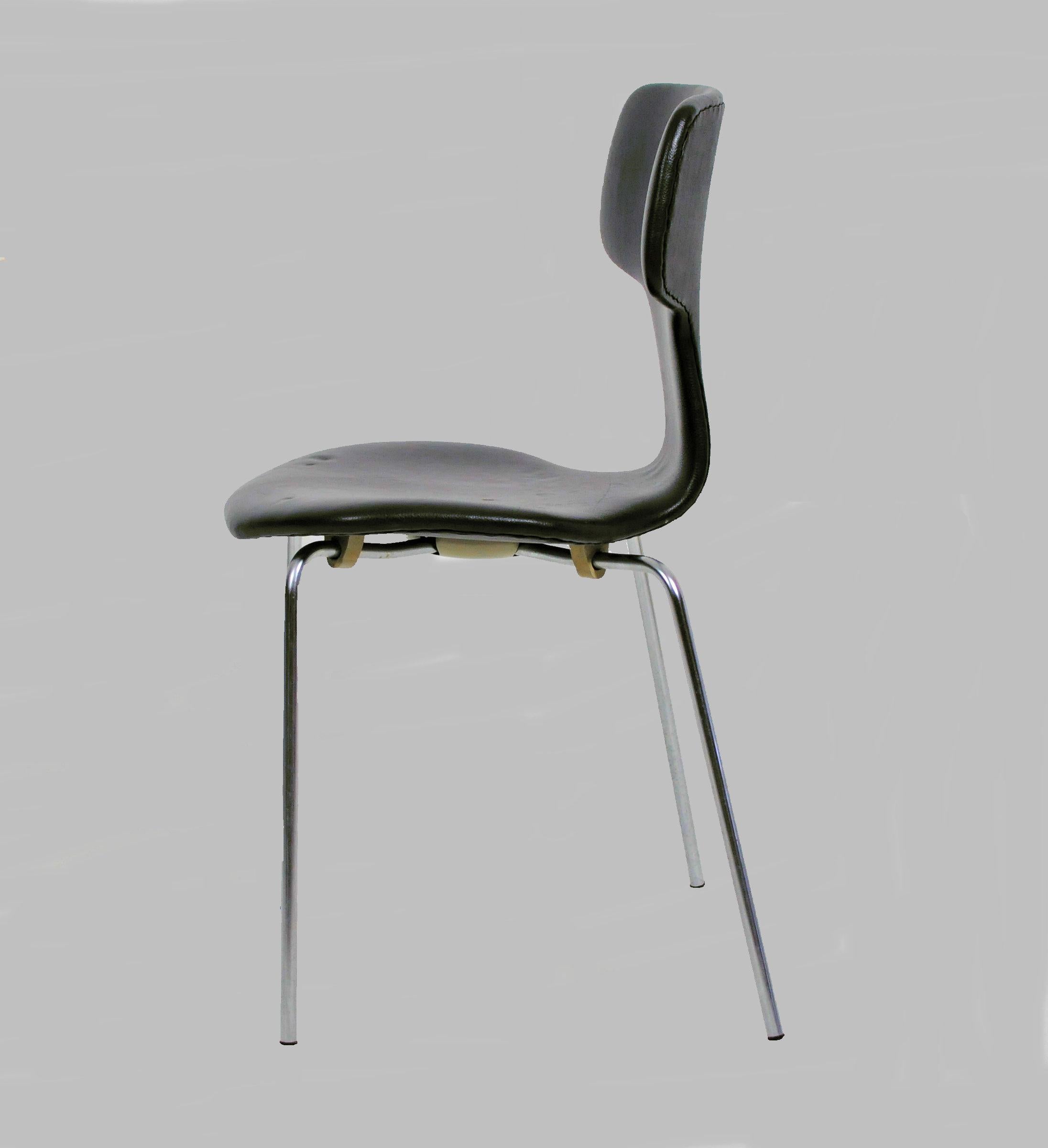 Acier inoxydable chaise en T danoise Arne Jacobsen des années 1960 / Chaise Hammer de Fritz Hansen en vente