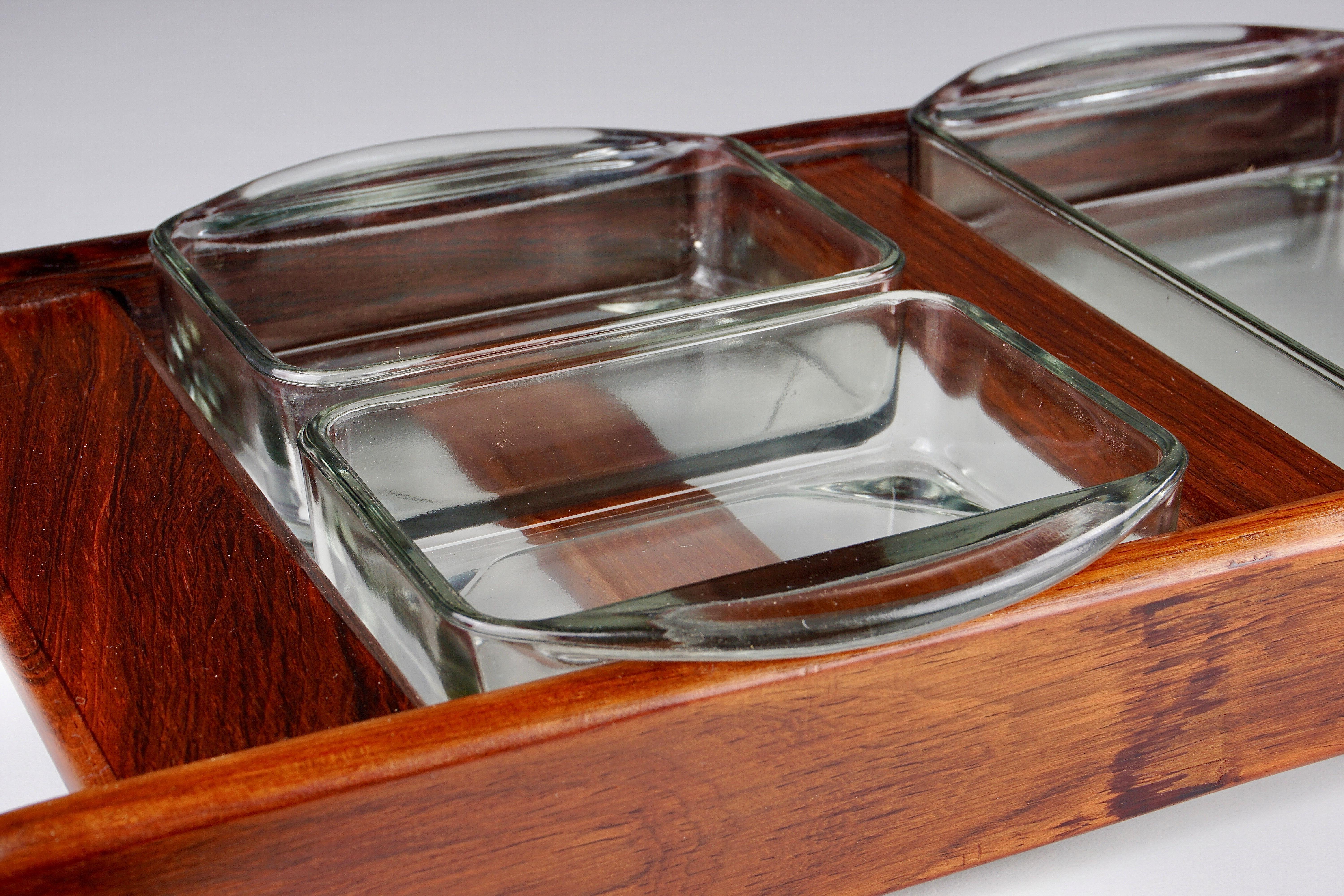 1960´S Danish Rosewood Serving Tray with Small Dishes for Culinary Accessories In Good Condition For Sale In Knebel, DK