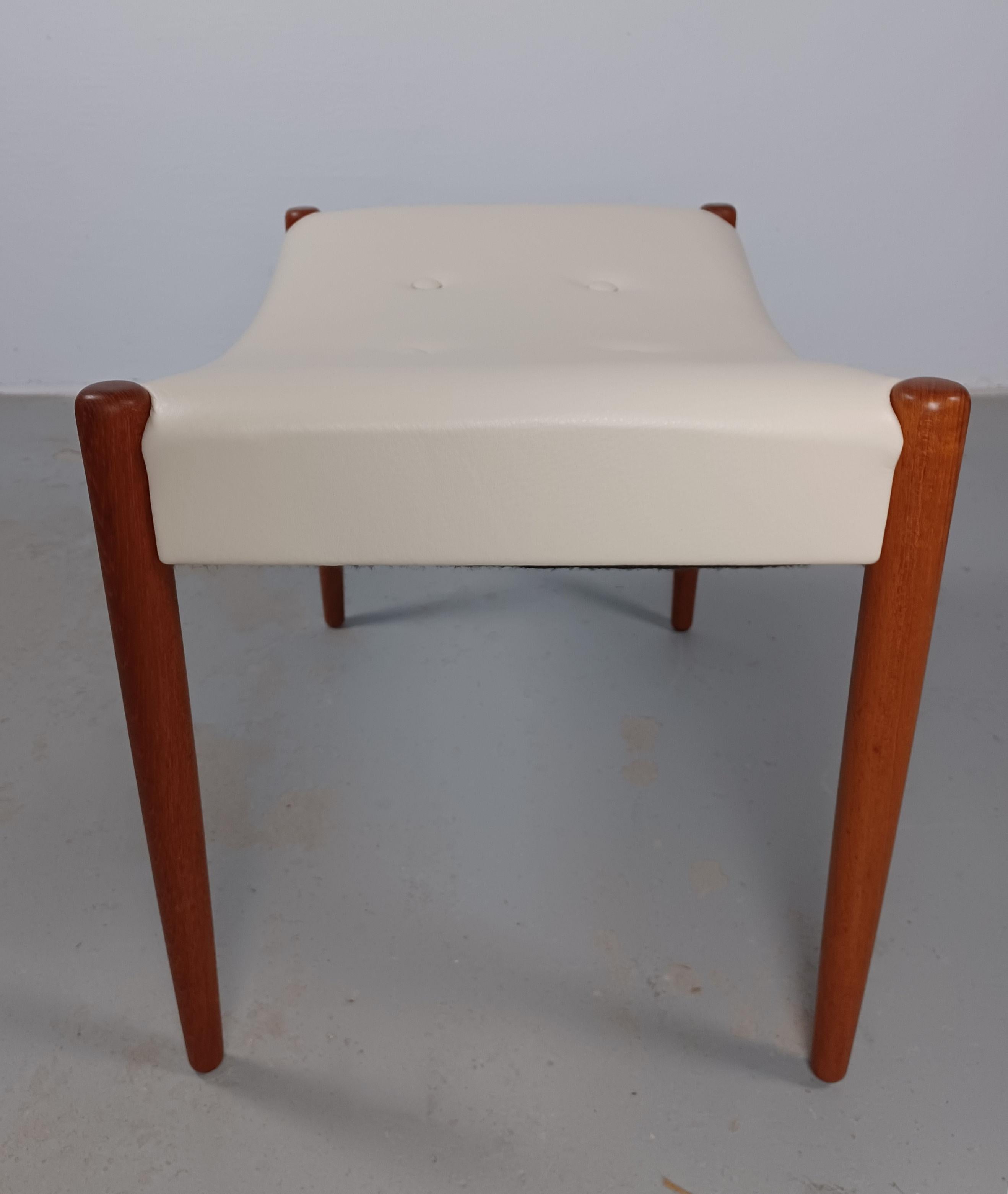 Mid-20th Century 1960´s Fully restored Danish Footstool in Teak Reupholstered in Cream Leather For Sale