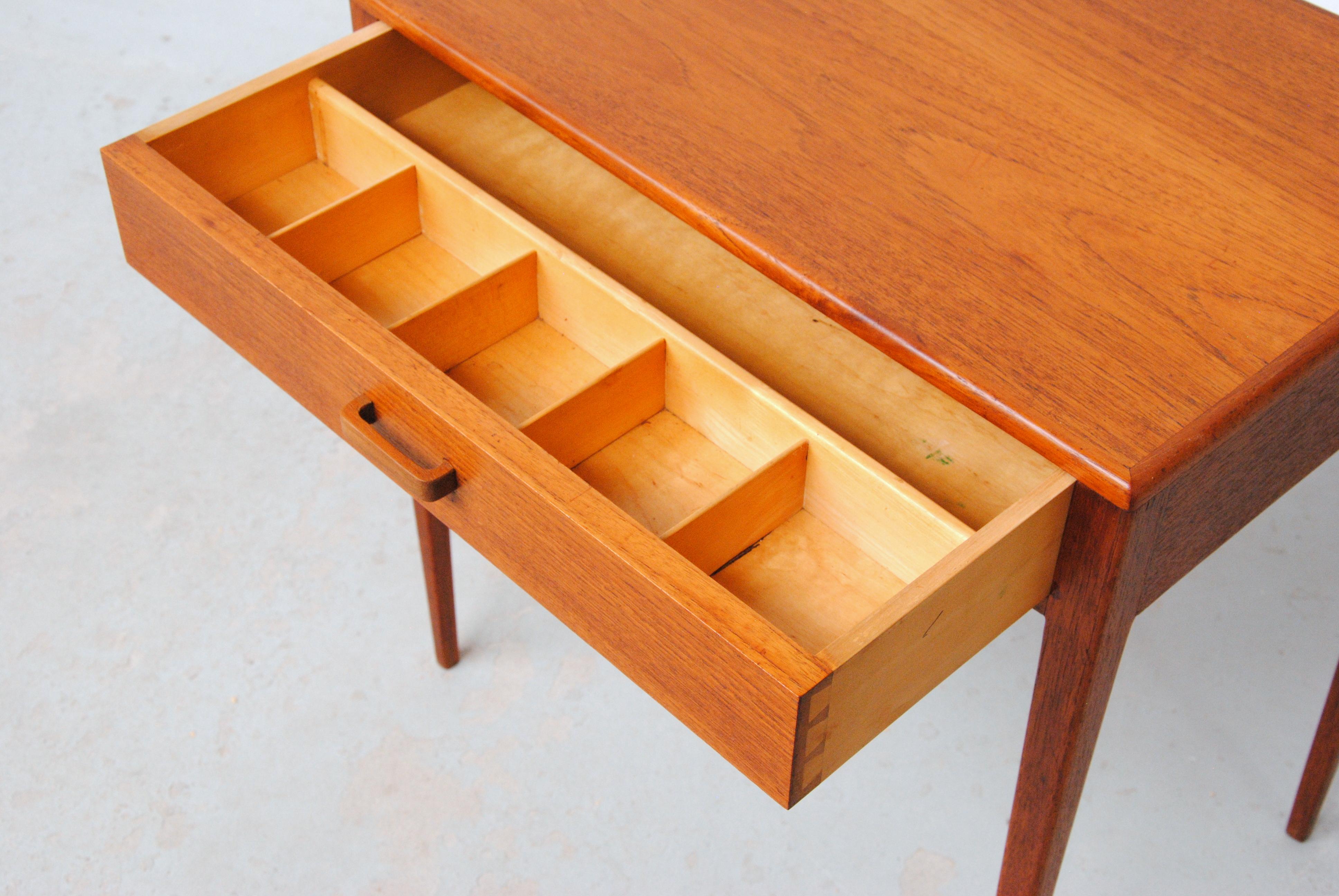 1960's Fully Restored Danish Teak Side Table For Sale 1