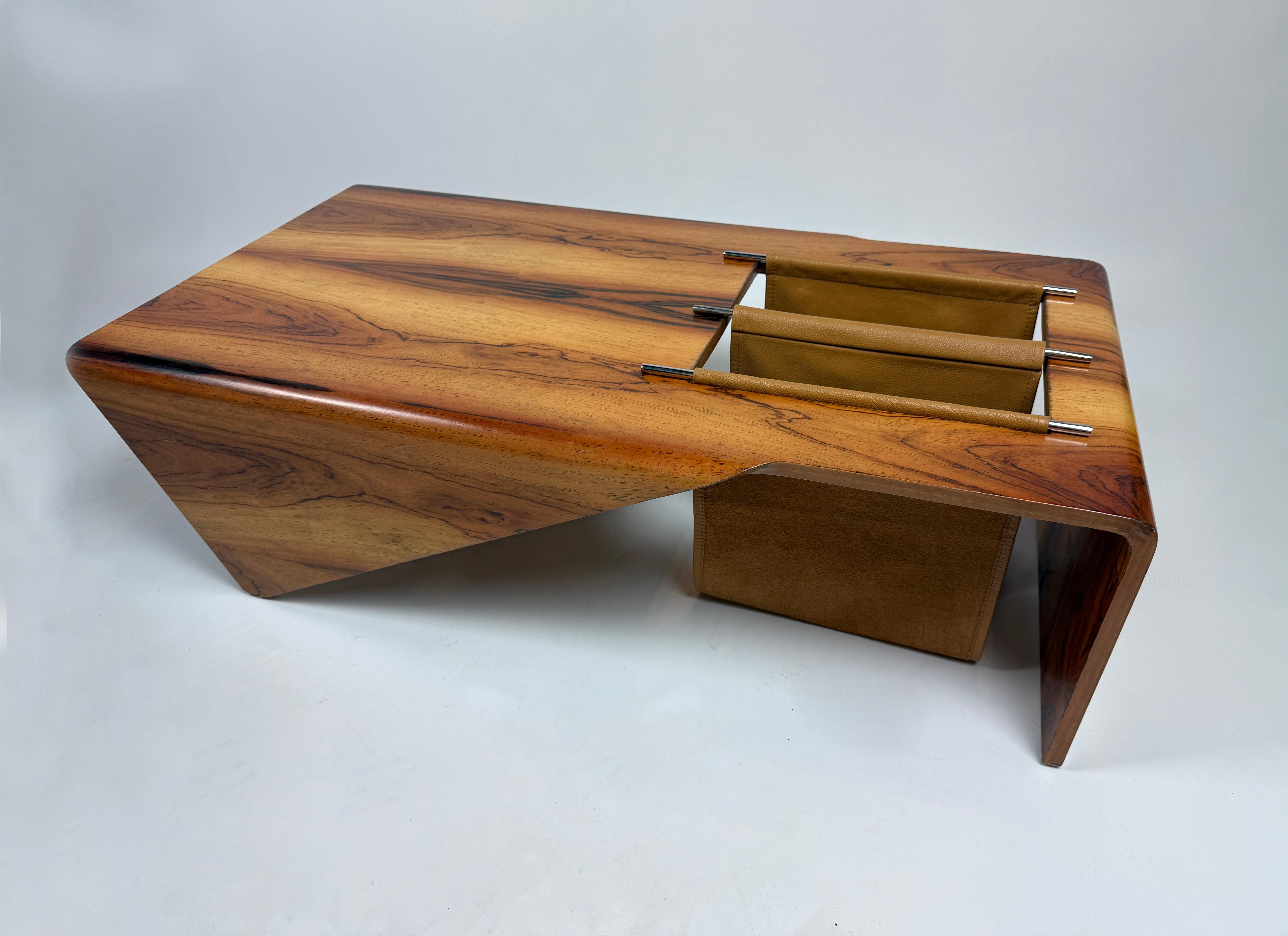 Cuir 1960' s Jorge Zalszupin Andorinha Wood & Leather Coffee Table Brésil en vente