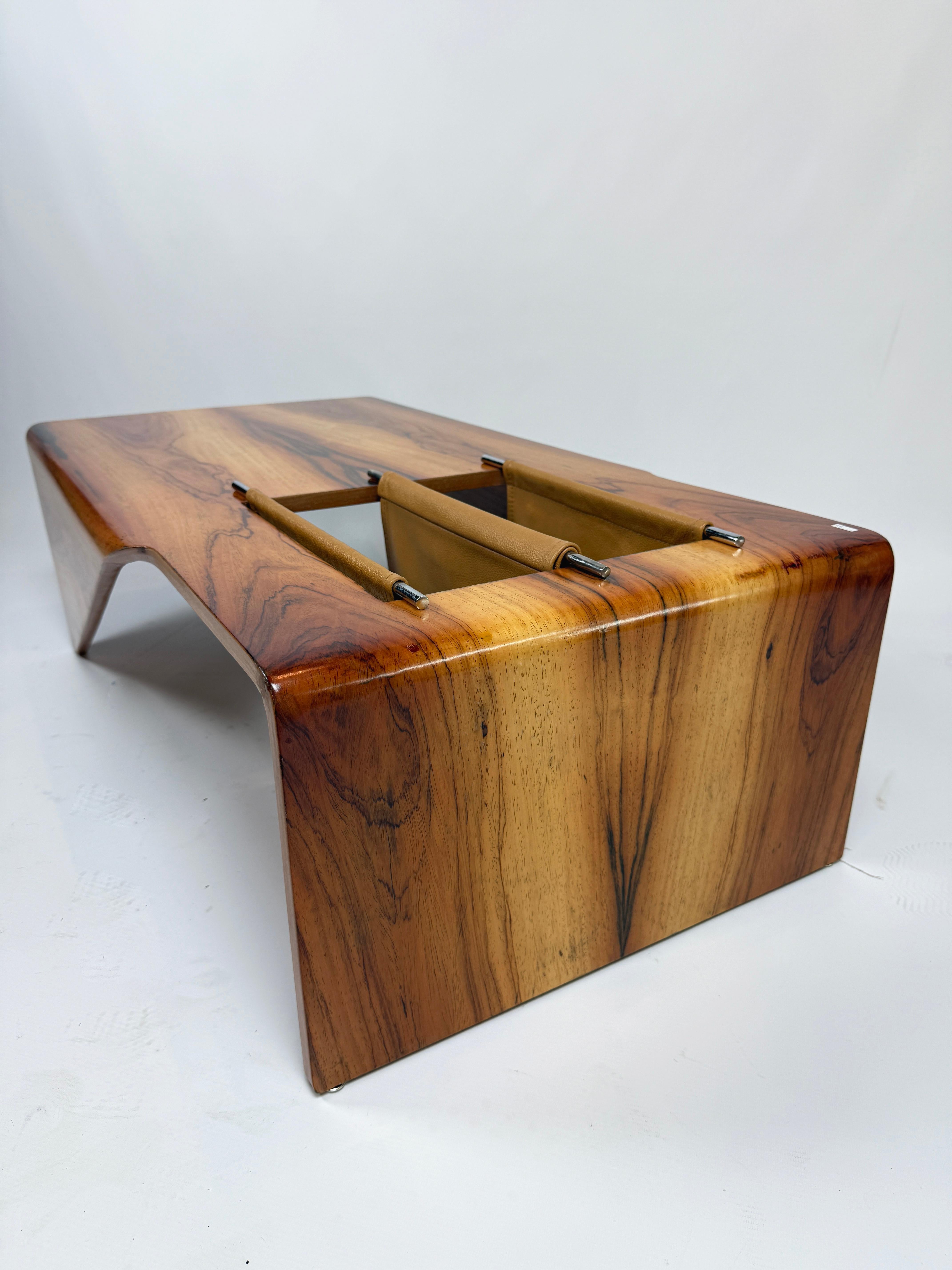 1960' s Jorge Zalszupin Andorinha Wood & Leather Coffee Table Brésil en vente 1