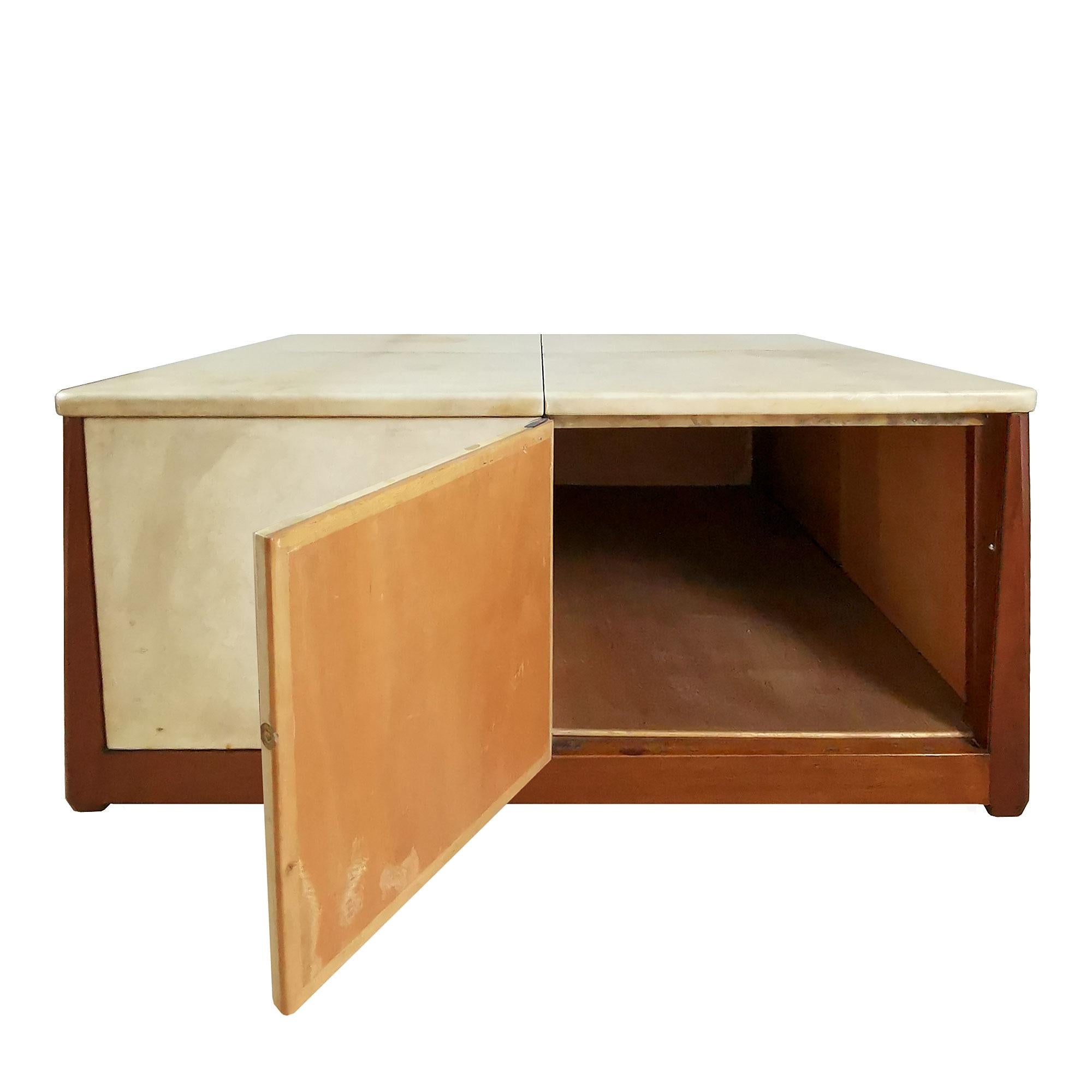 Large Square Mid-Century Modern Coffee Table by Pere Cosp, Mahogany - Barcelona For Sale 4