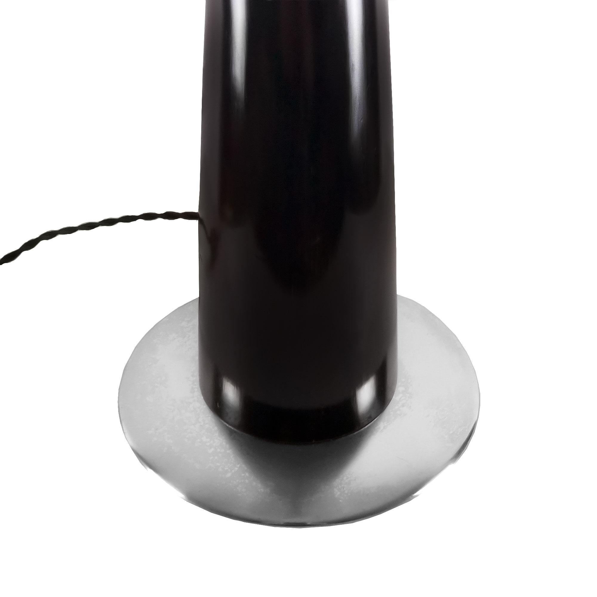 Italian Mid-Century Modern Large Stilnovo Table Lamp in Steel, Wood and Fabric - Italy For Sale