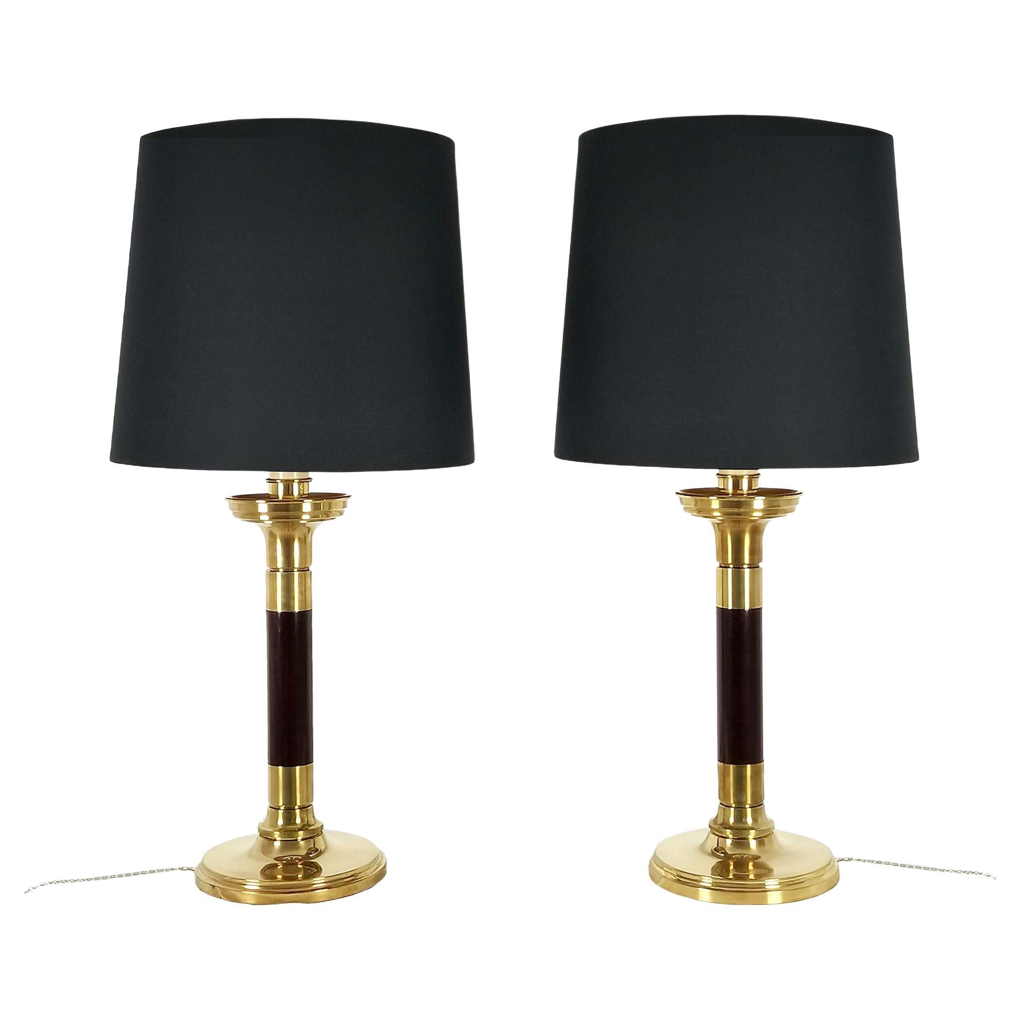 Pair of Mid-Century Modern Table Lamps by Clar, Mahogany and Brass - Barcelona For Sale
